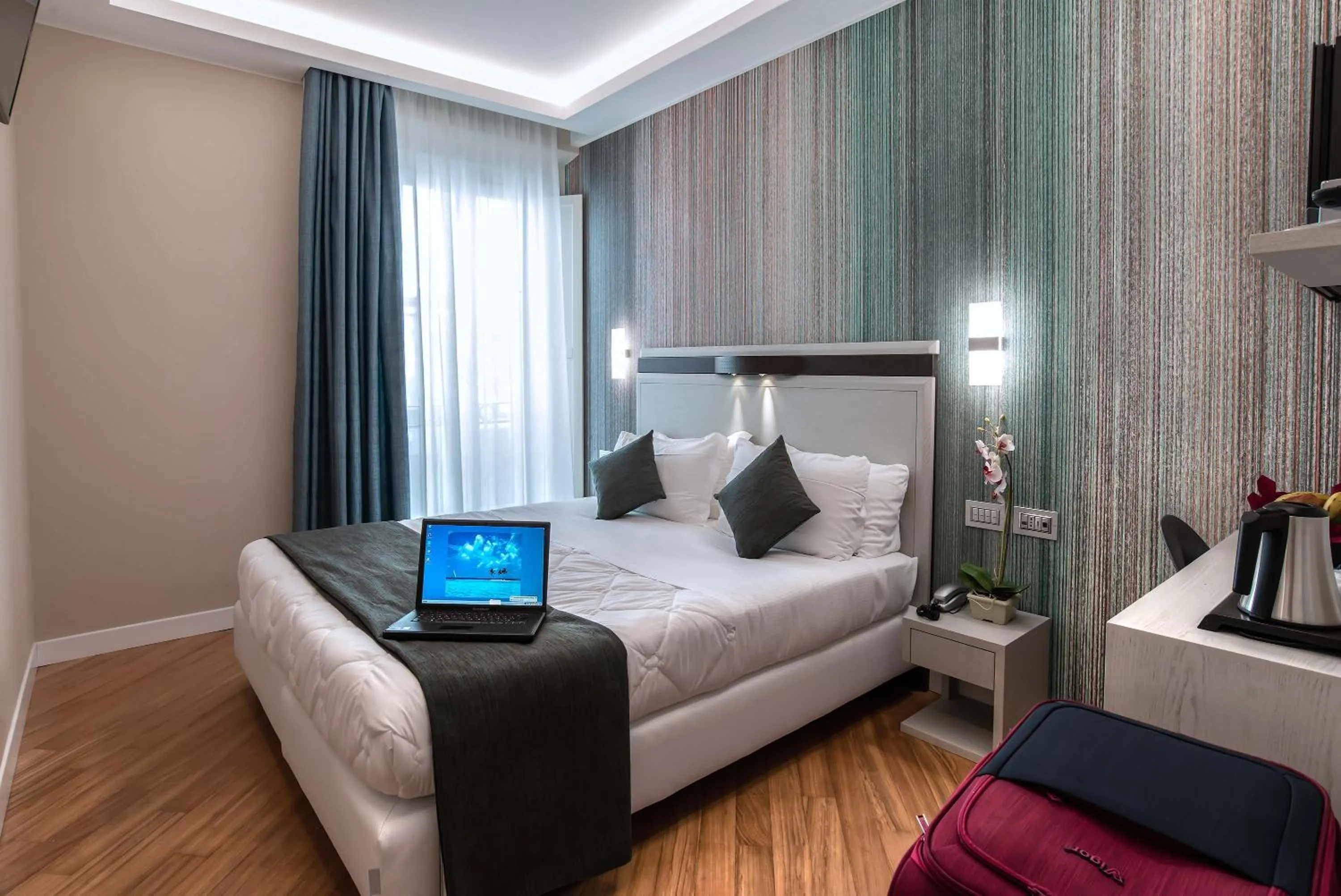 Photo of the whole room, Bed in Hotel Memphis