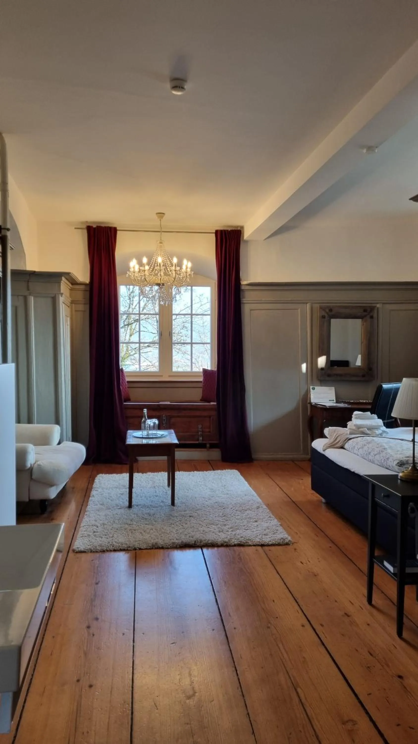 Bed in Hotel & Restaurant Schloss Schwandegg