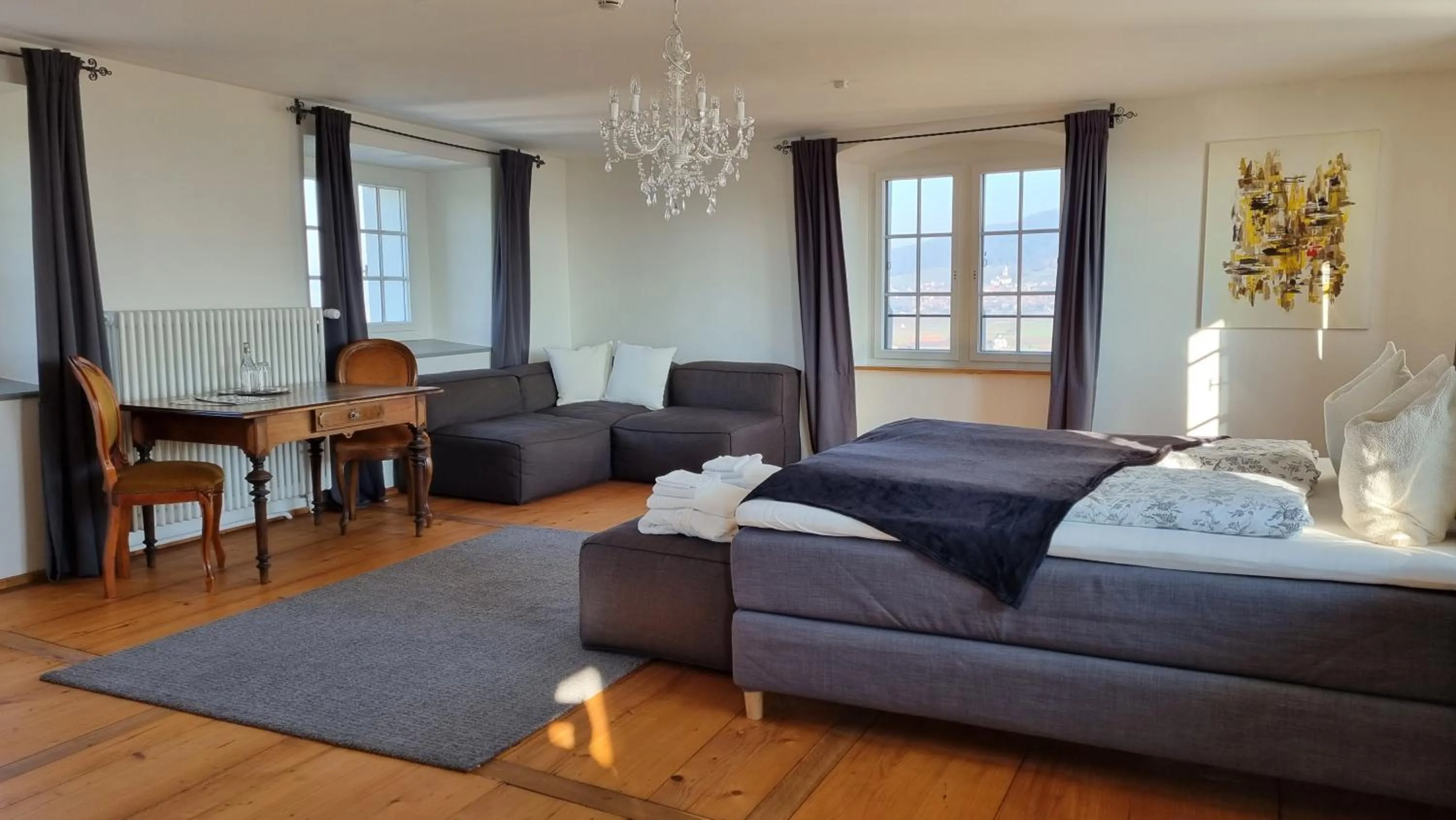 Bed in Hotel & Restaurant Schloss Schwandegg