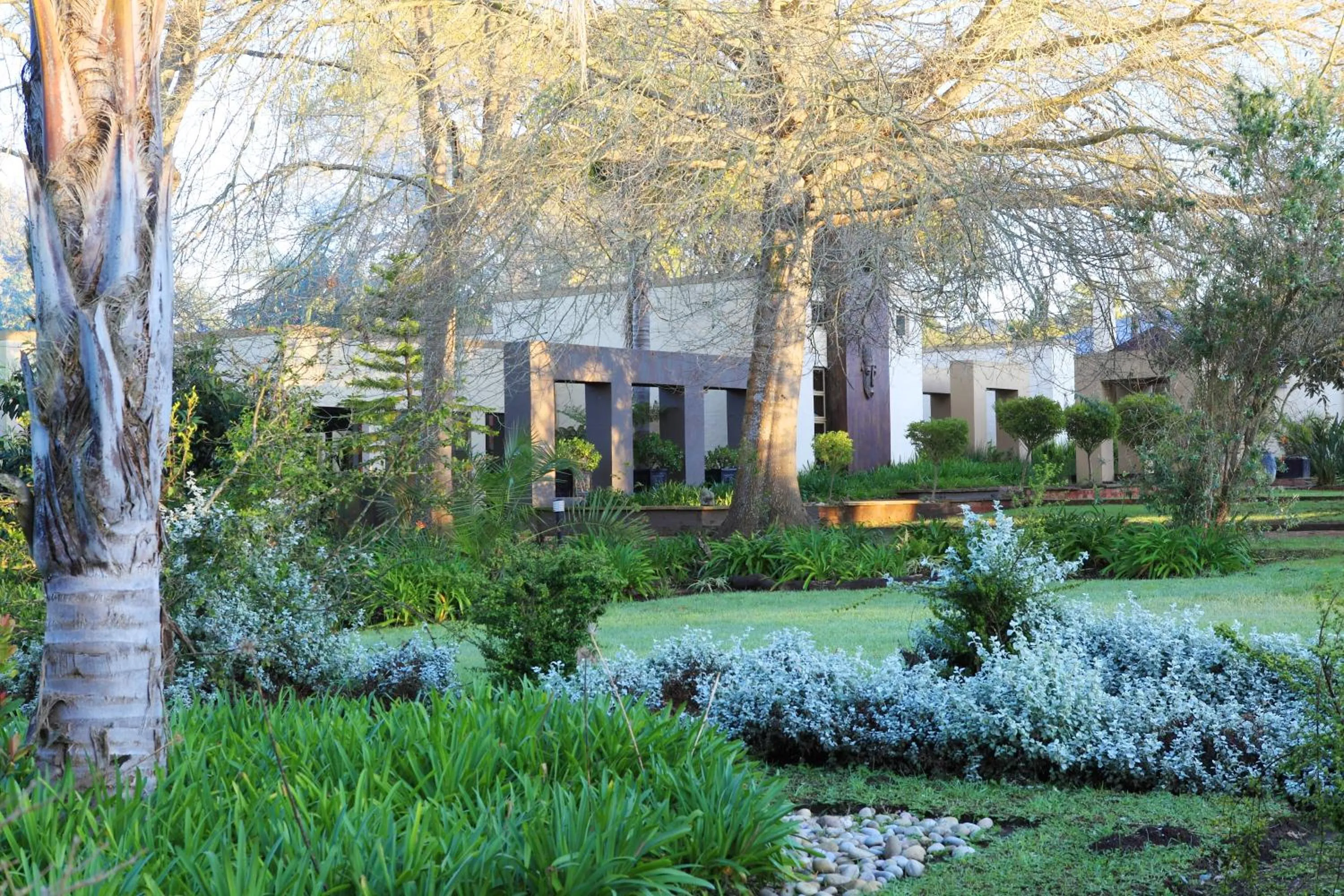 Facade/entrance in Lily Pond Country Lodge