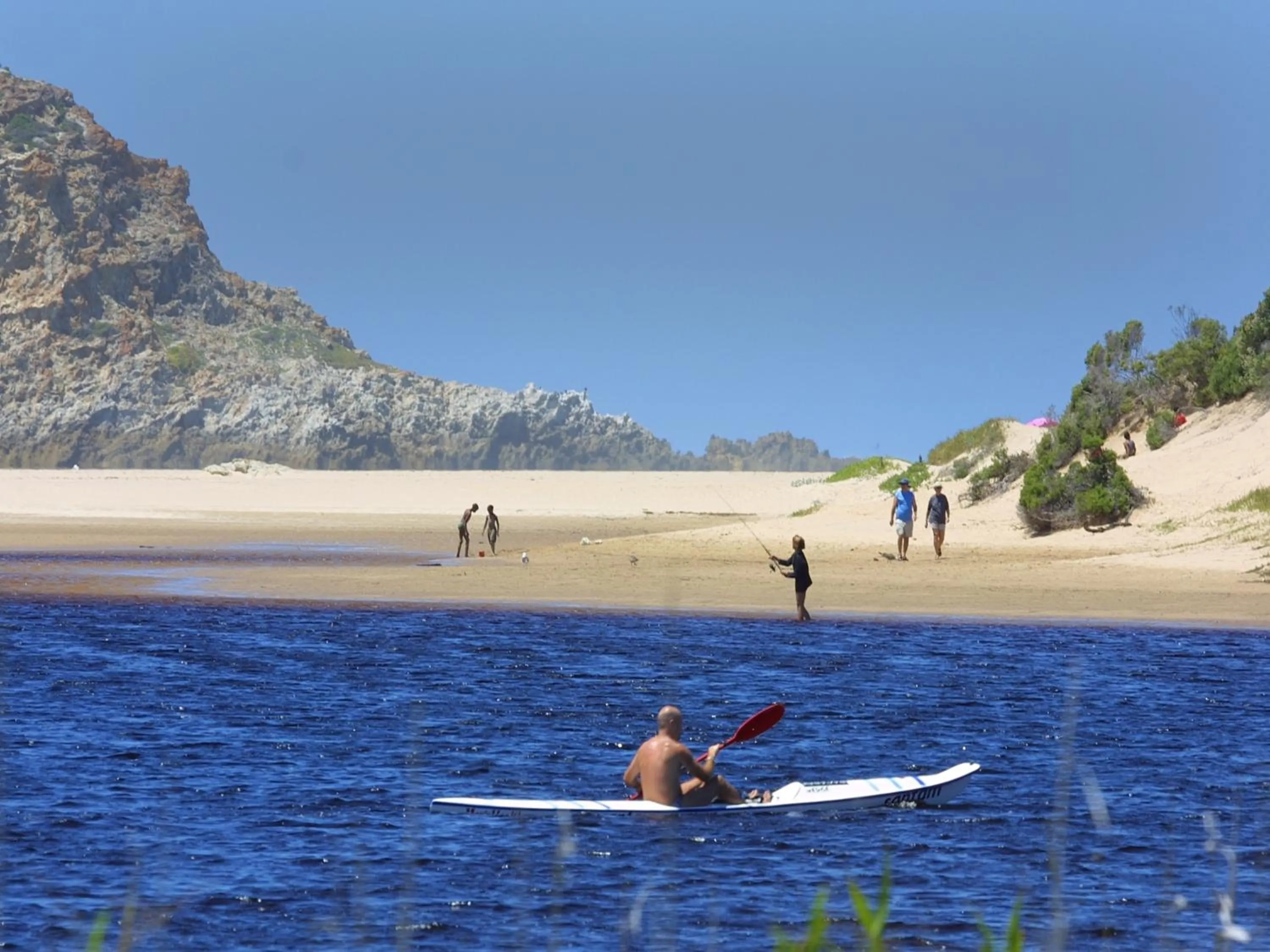 Day in Lily Pond Country Lodge