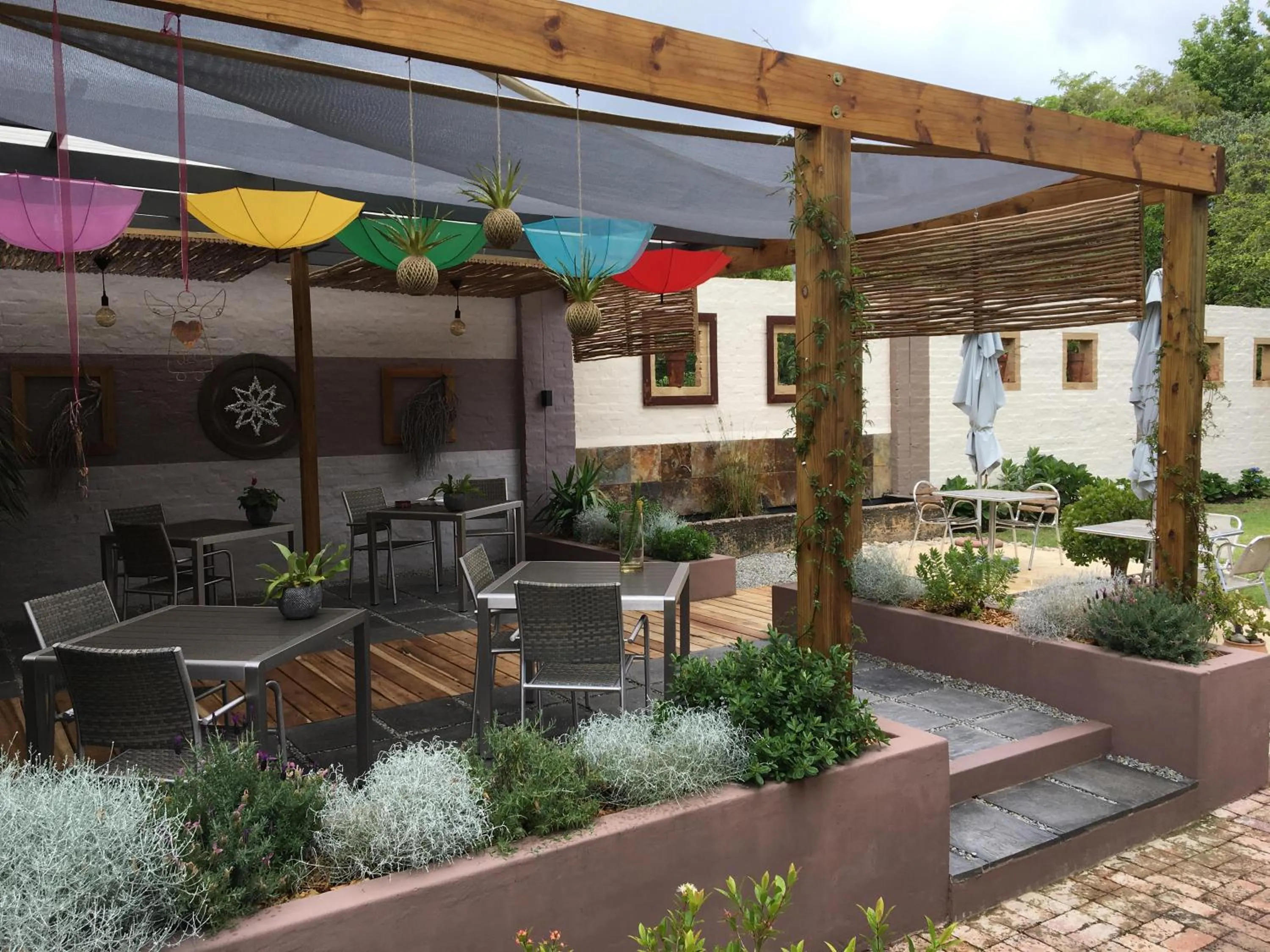 Restaurant/places to eat in Lily Pond Country Lodge