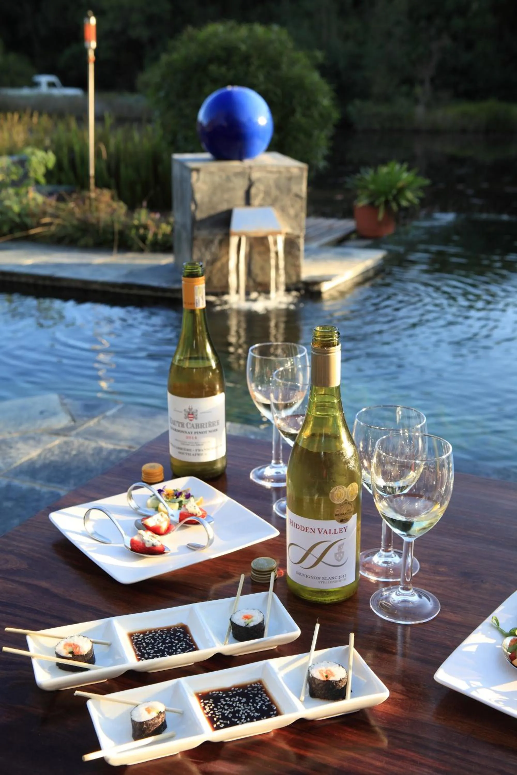 Day in Lily Pond Country Lodge