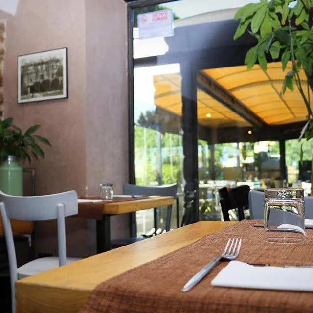 Restaurant/places to eat in Al Casaletto Hotel