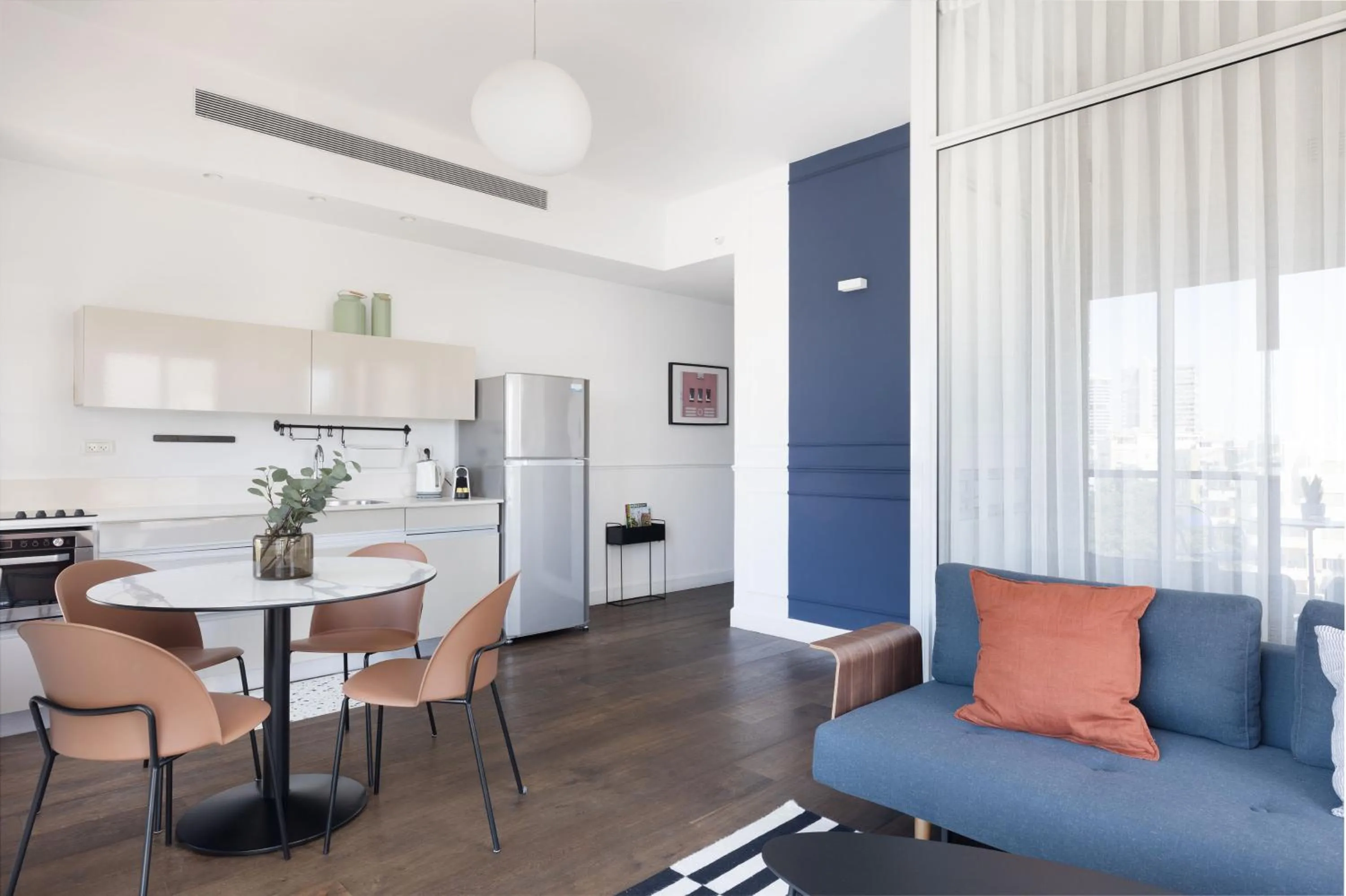 Bauhaus Boutique by TLV2RENT