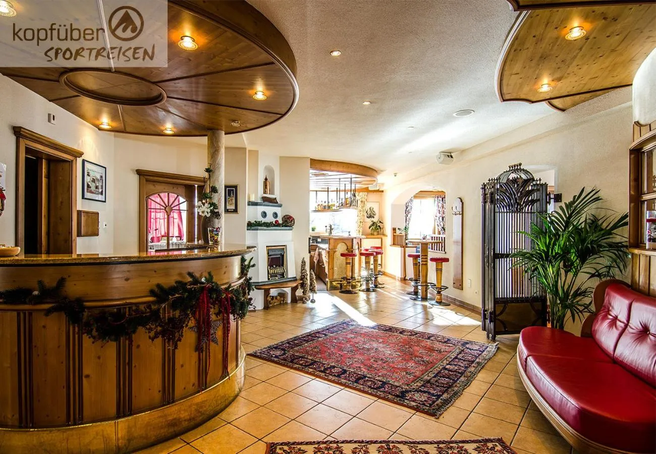 Lounge or bar in Sporthotel Daniel