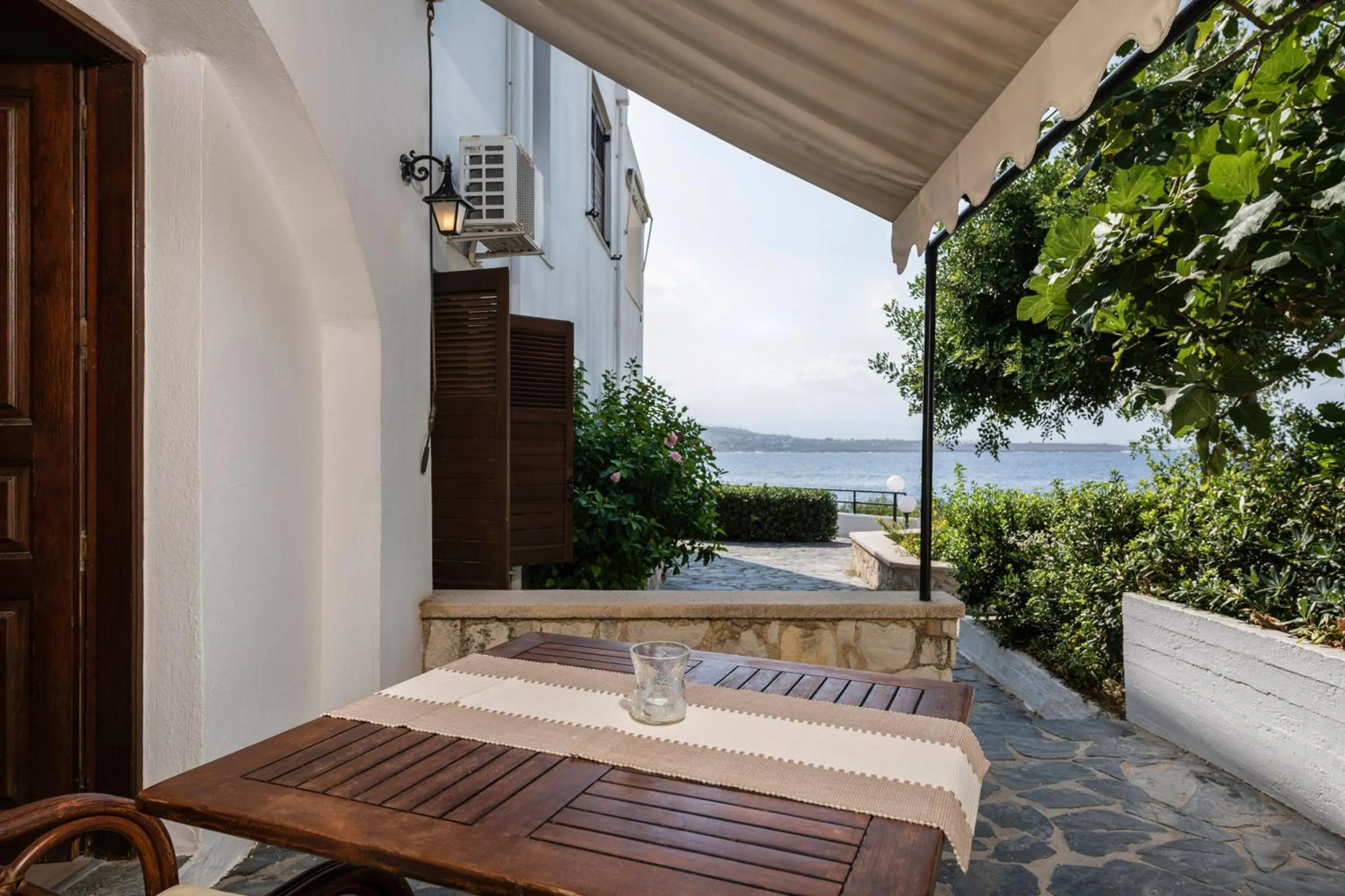 Patio in Alianthos Suites