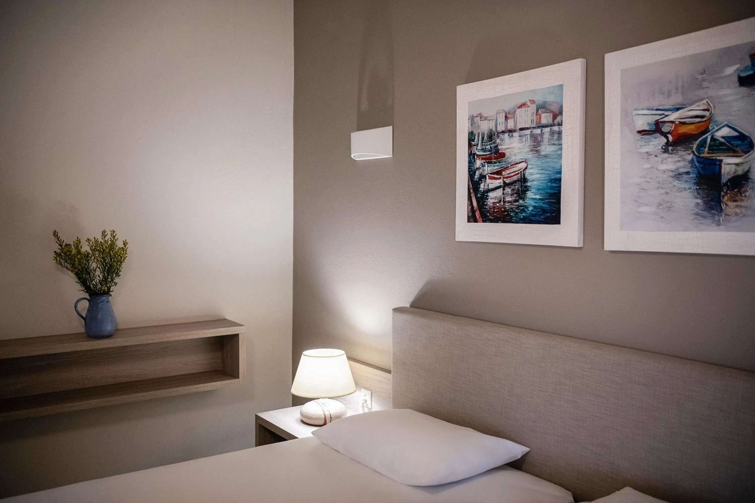 Bed in Alianthos Suites