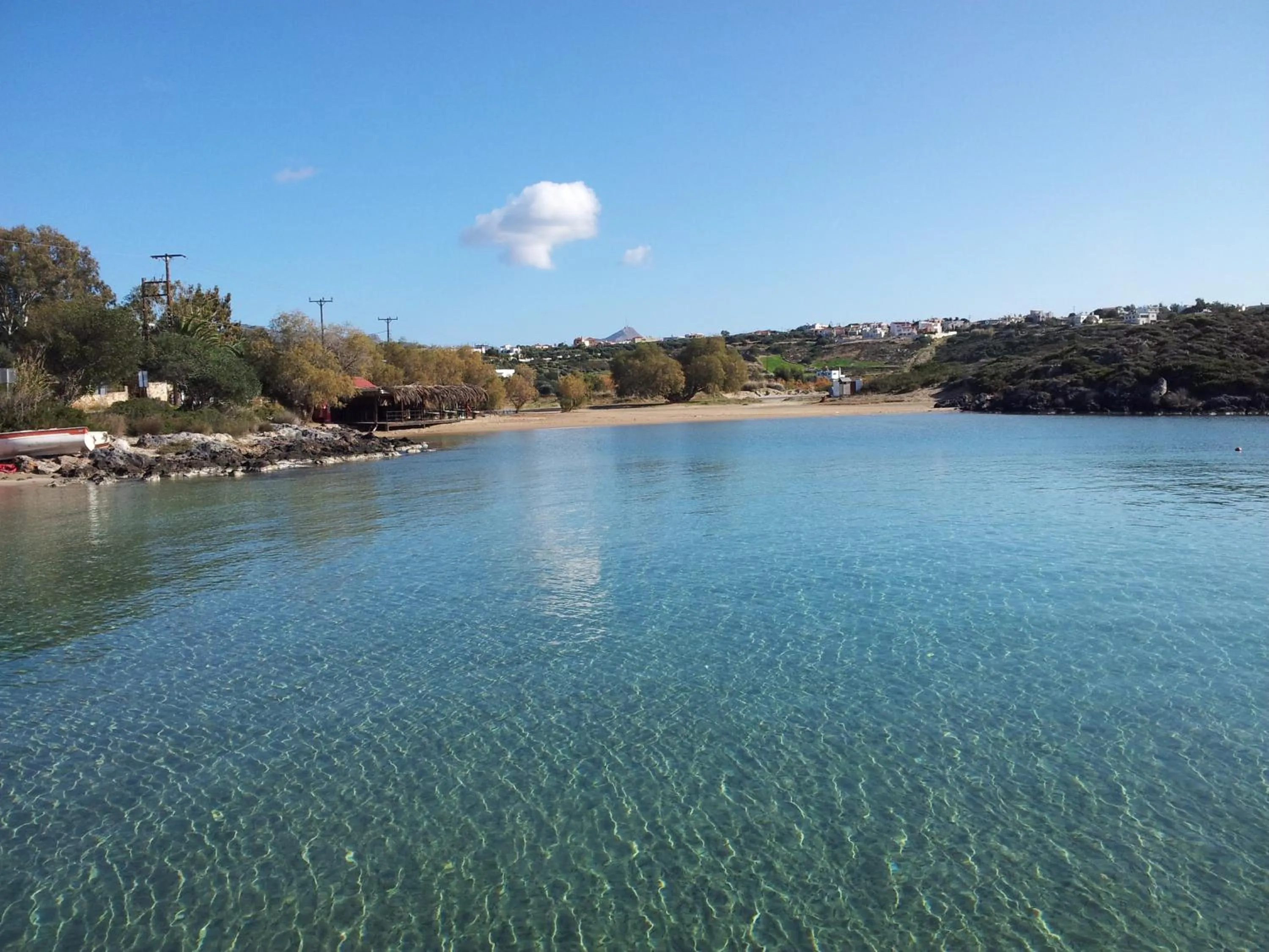 Beach in Alianthos Suites
