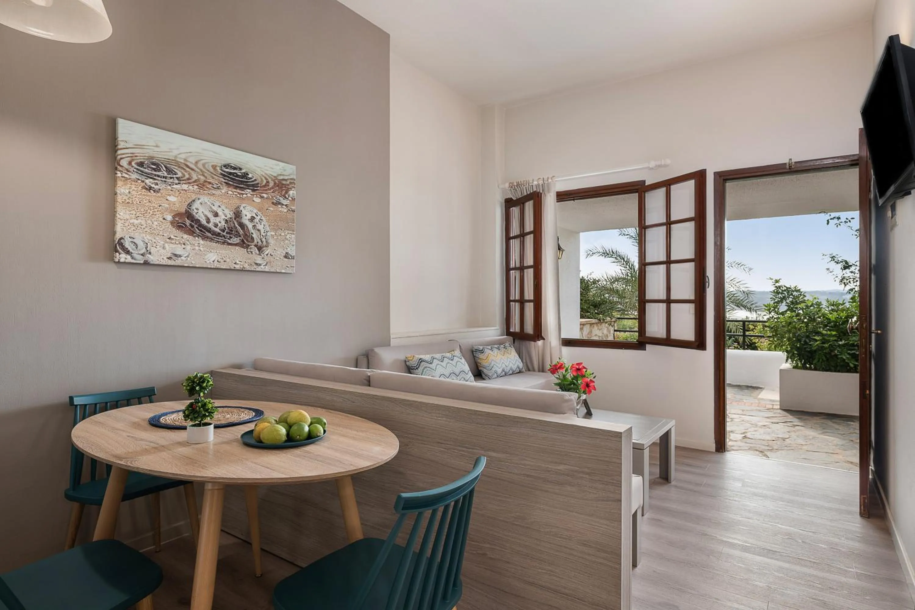 Kitchen or kitchenette in Alianthos Suites