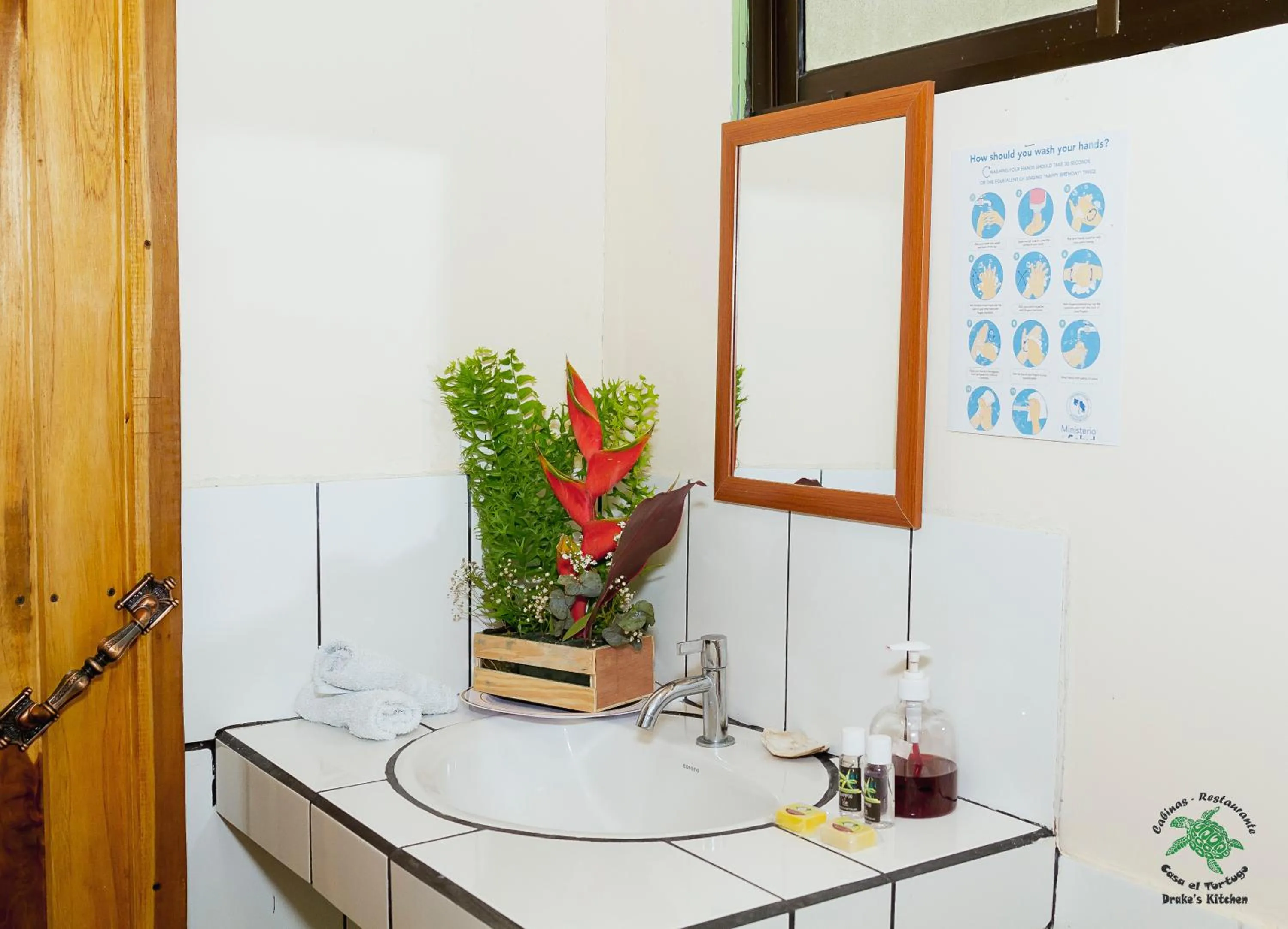 Property building in Casa el Tortugo