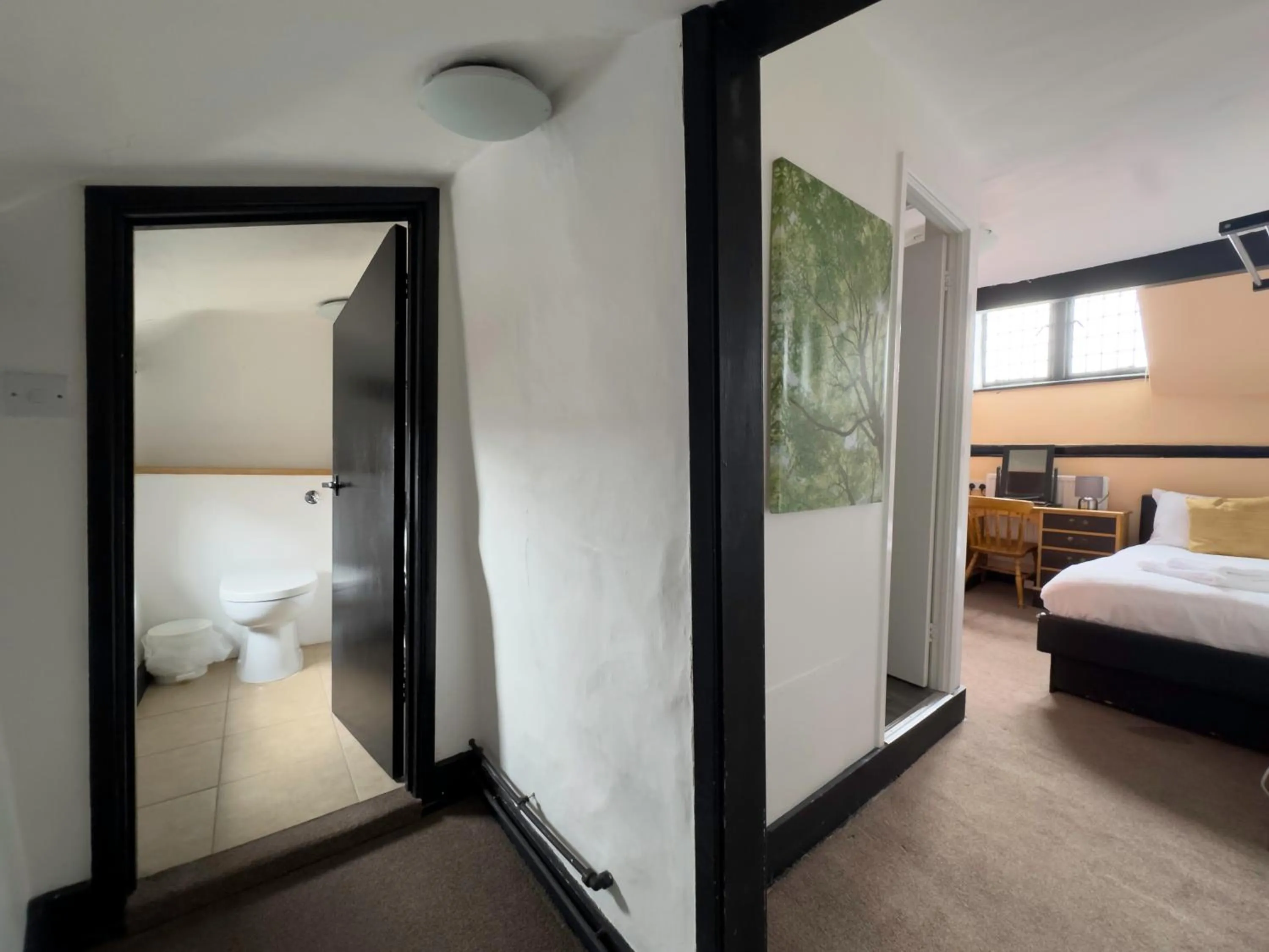 Bed in White Hart Hotel