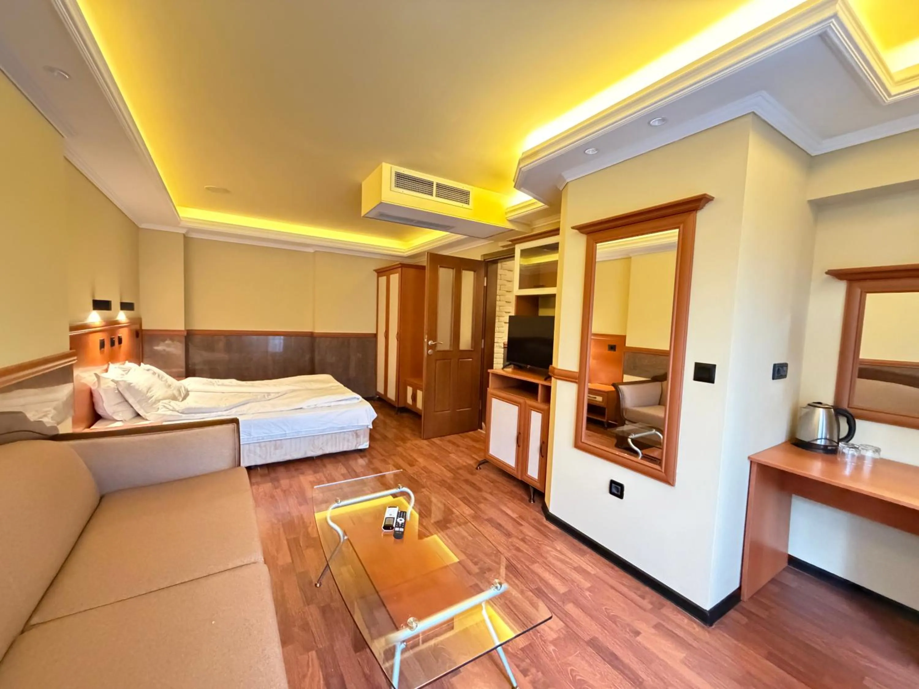 Bed in California Hotel