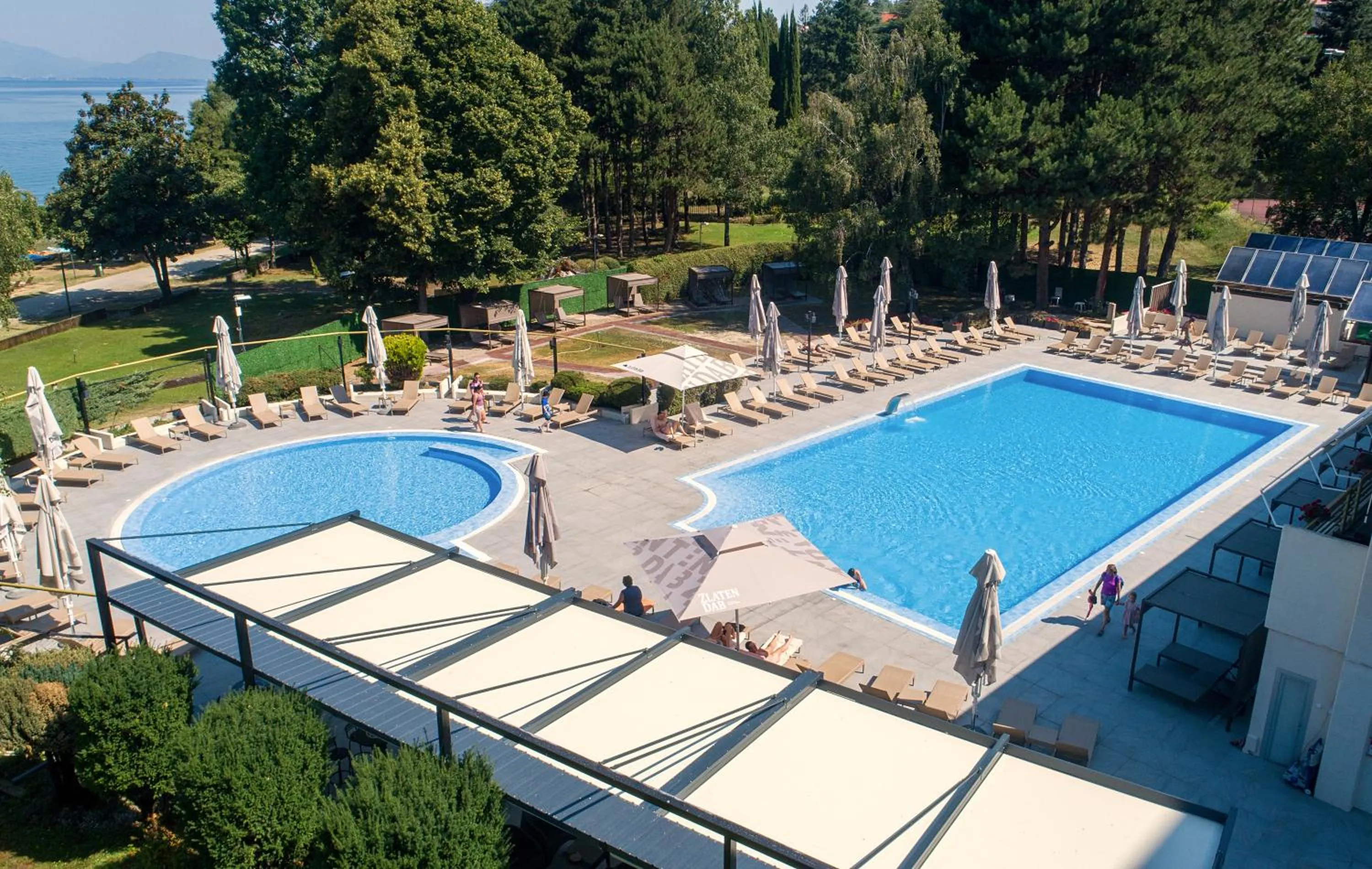 Property building in Hotel Metropol – Metropol Lake Resort