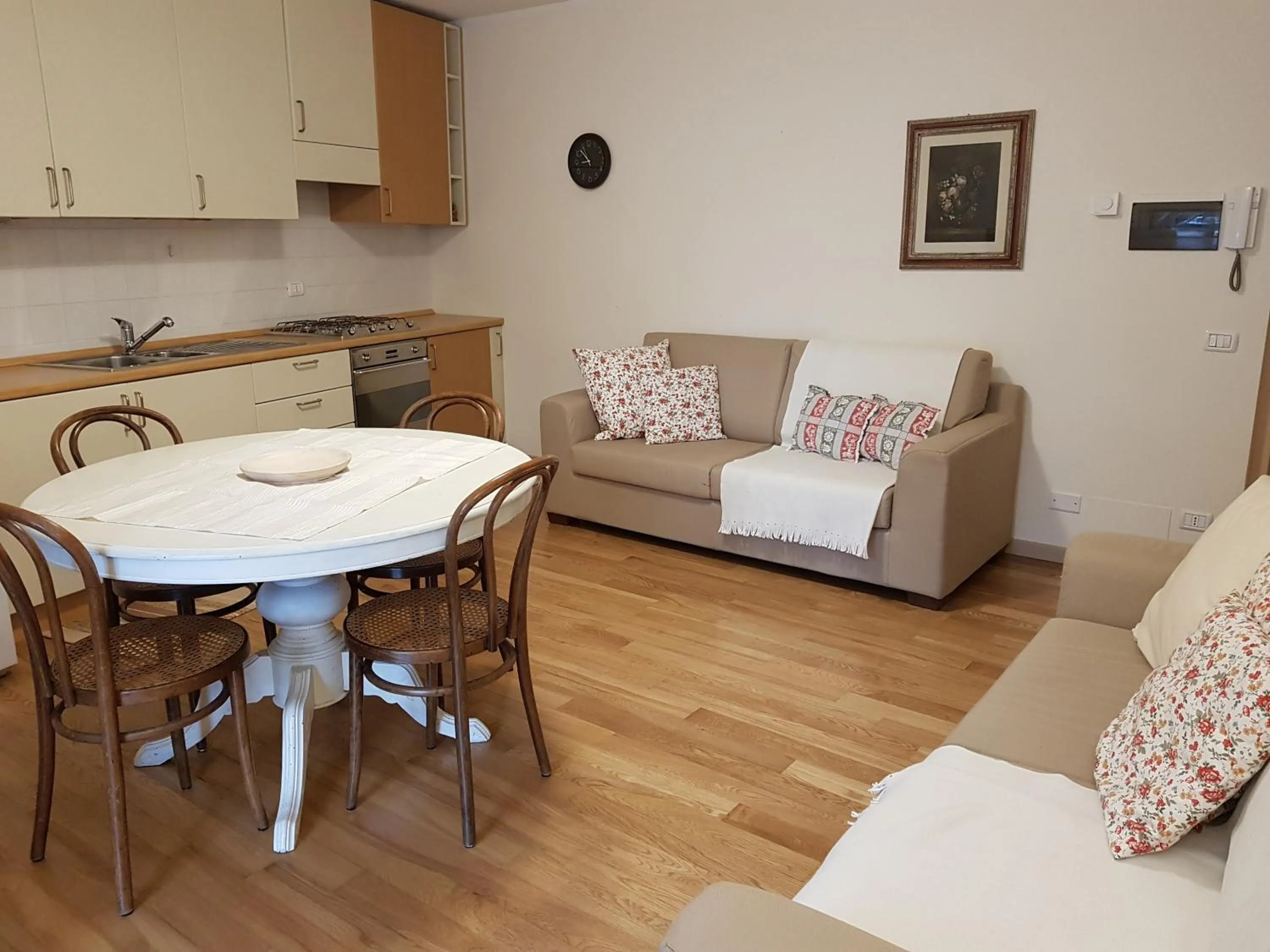 Kitchen or kitchenette in Hotel Pedretti