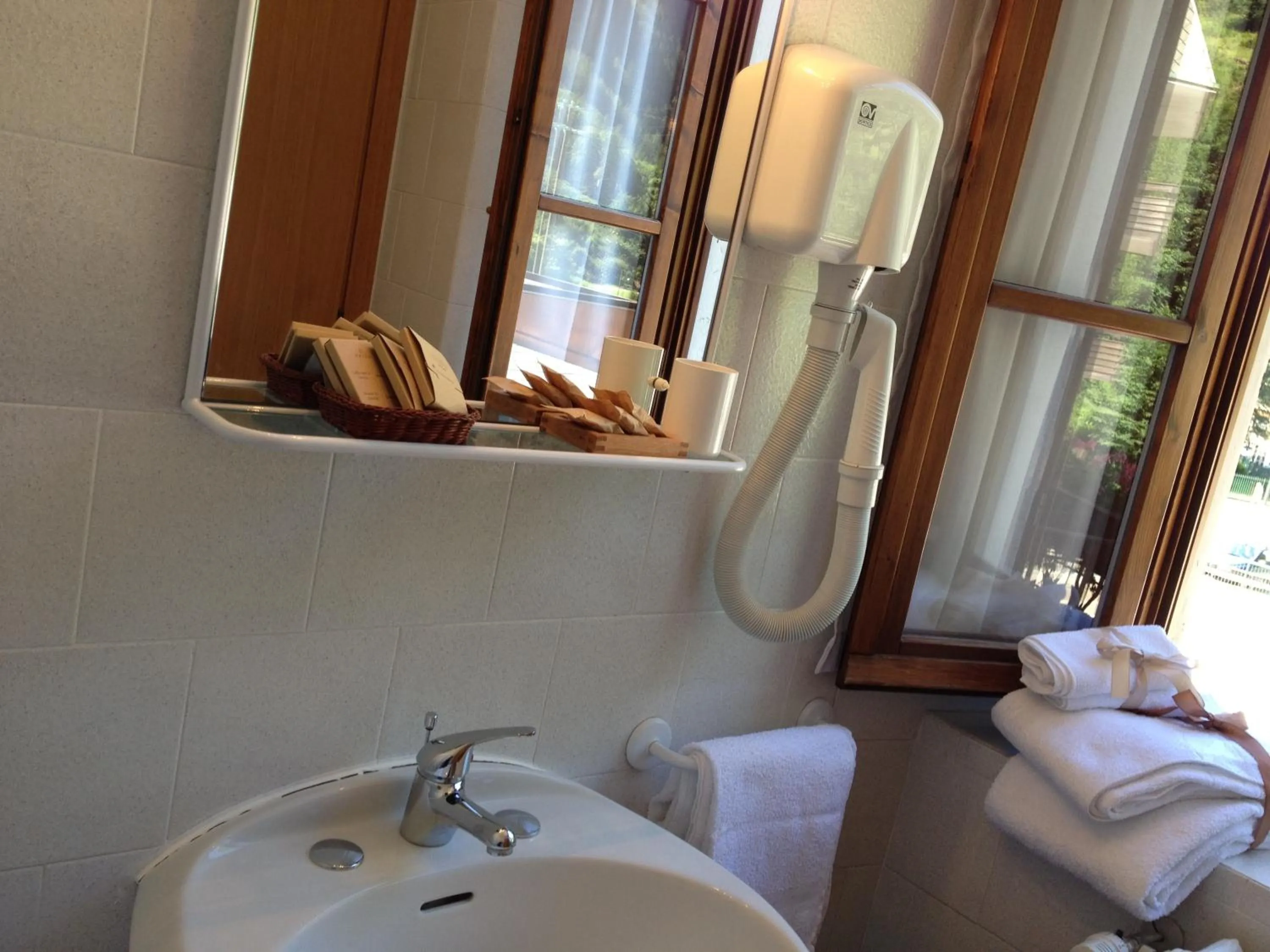 Bathroom in Hotel Pedretti