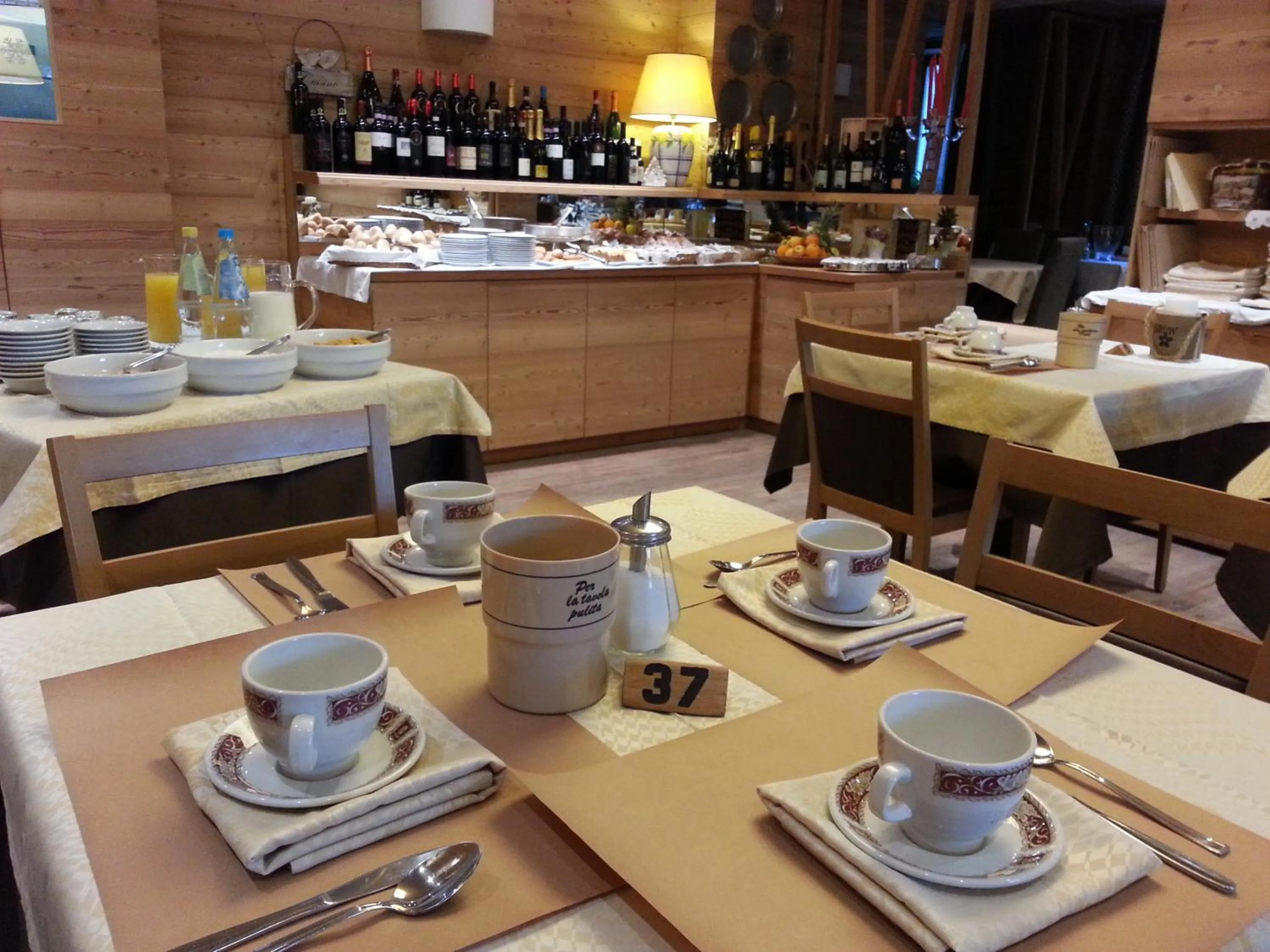 Restaurant/places to eat in Hotel Pedretti