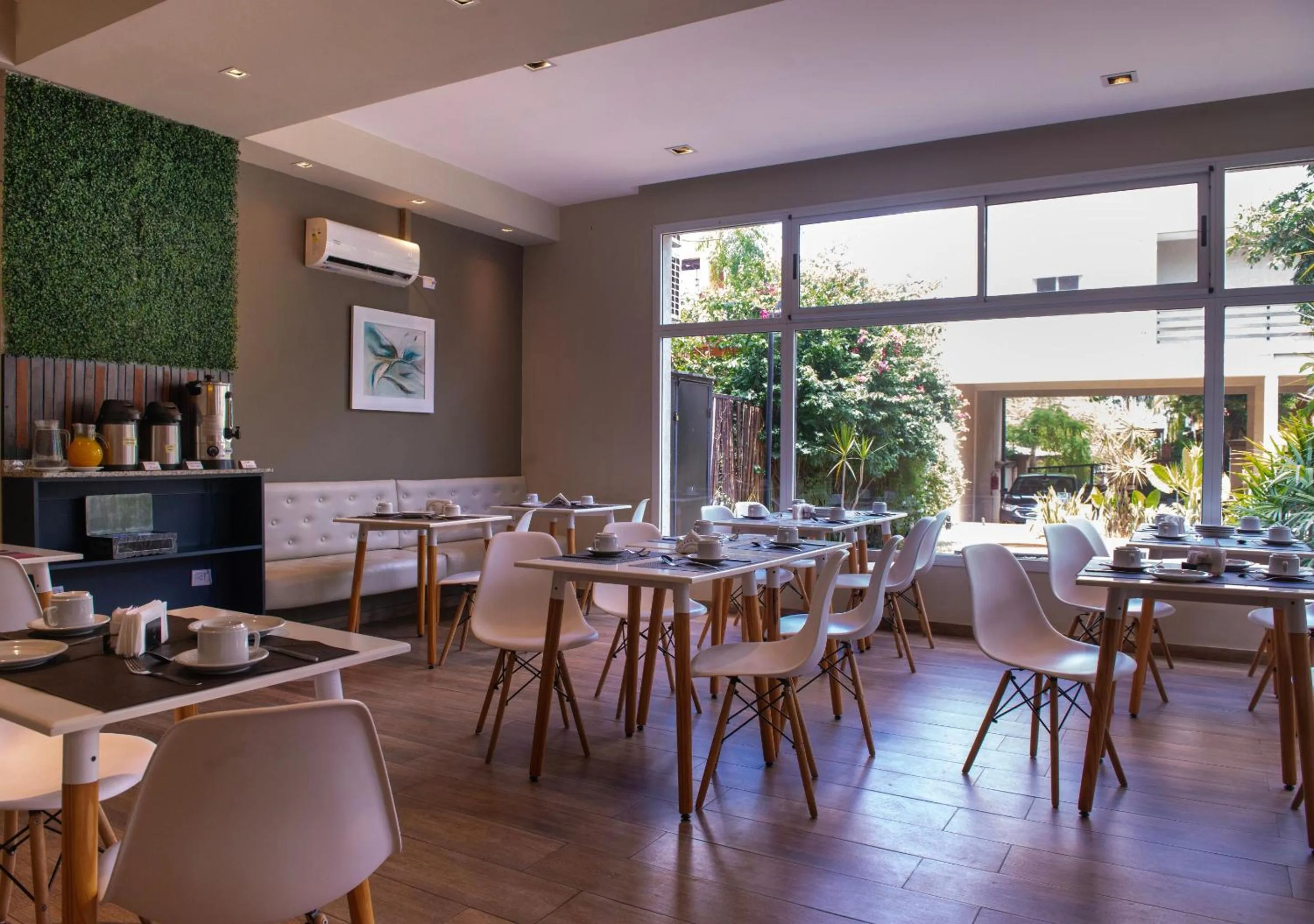 Restaurant/places to eat in INGA by DOT Suites