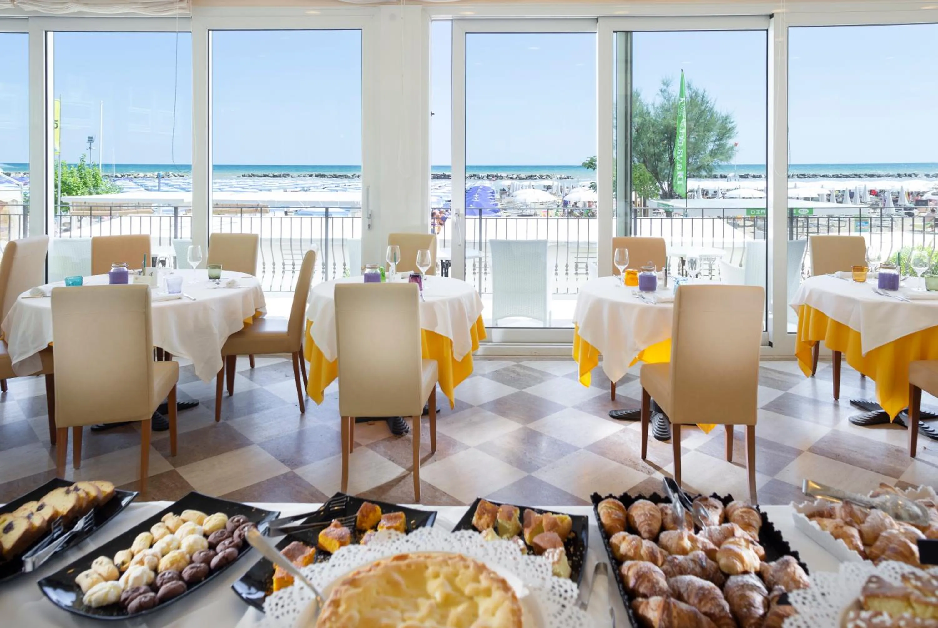 Restaurant/places to eat in Hotel Orizzonte