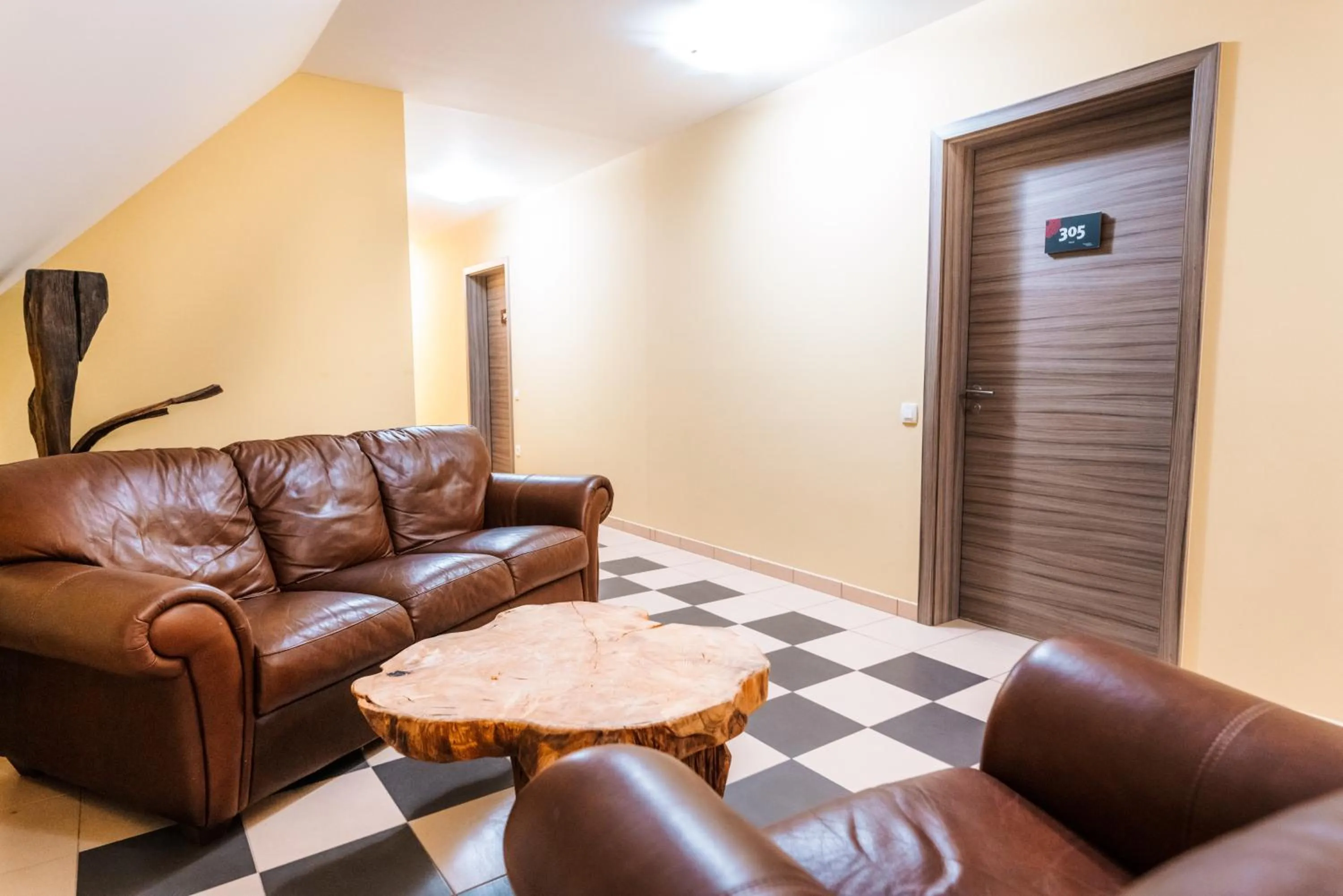 Property building in Dvorec Trebnik - SOBE