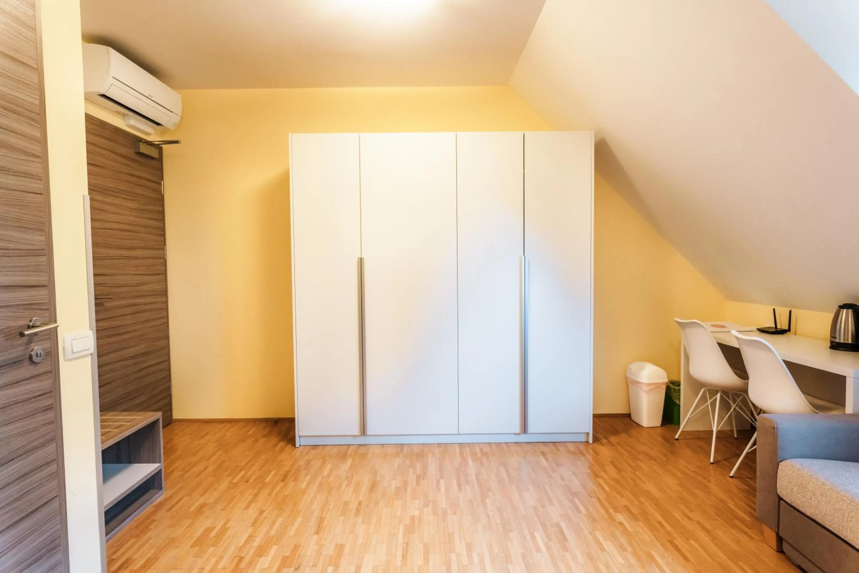 Photo of the whole room in Dvorec Trebnik - SOBE