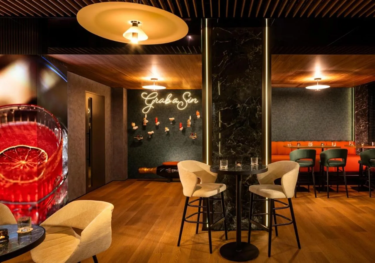 Restaurant/places to eat in Rosslyn Central Park Hotel Sofia