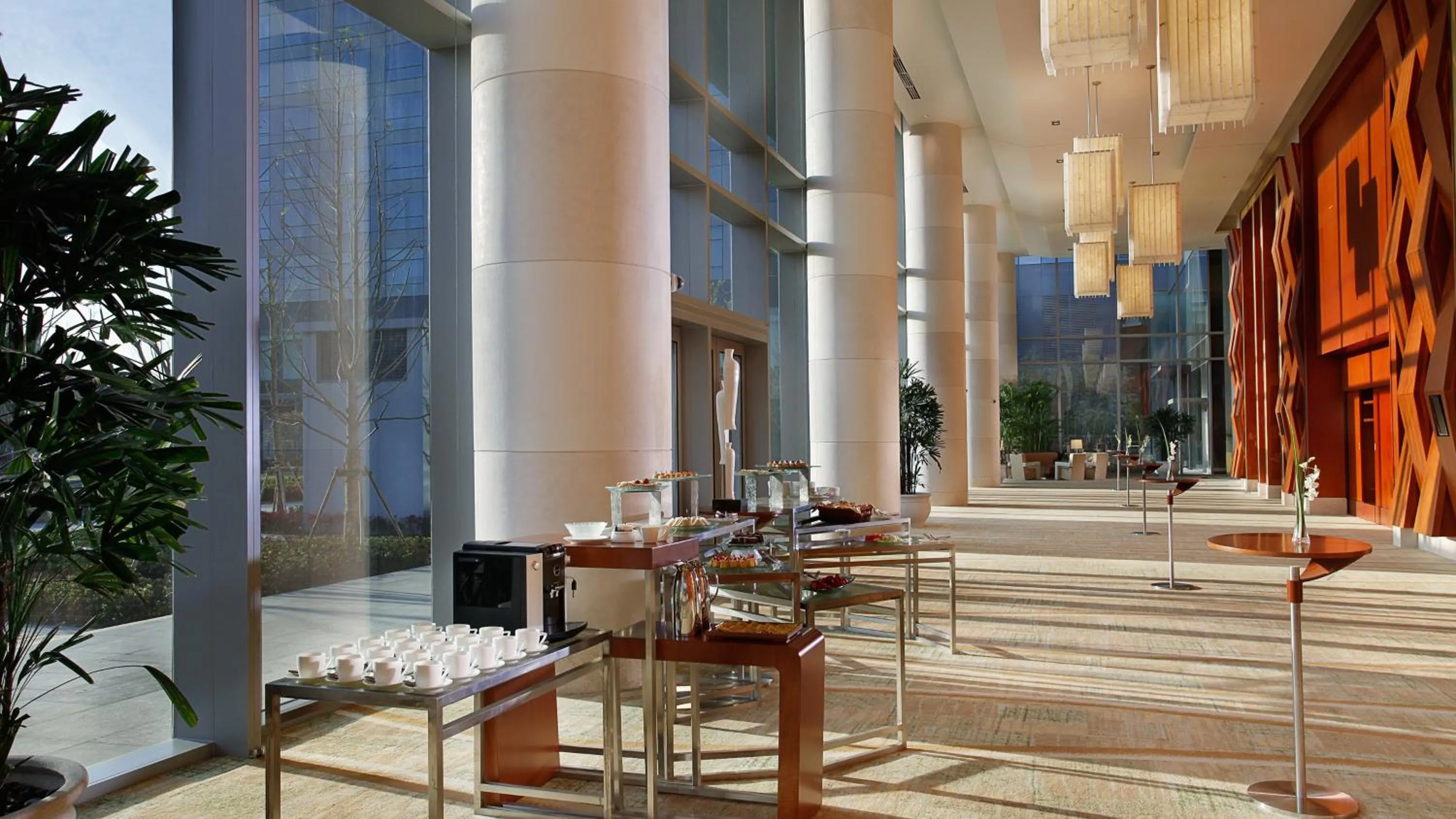 Meeting/conference room in Holiday Inn Shanghai Pudong Kangqiao by IHG - Free shuttle bus to Disney land, Ins Swimming Pool