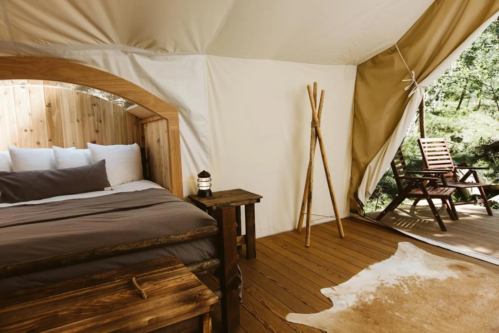 Bed in Under Canvas Mount Rushmore