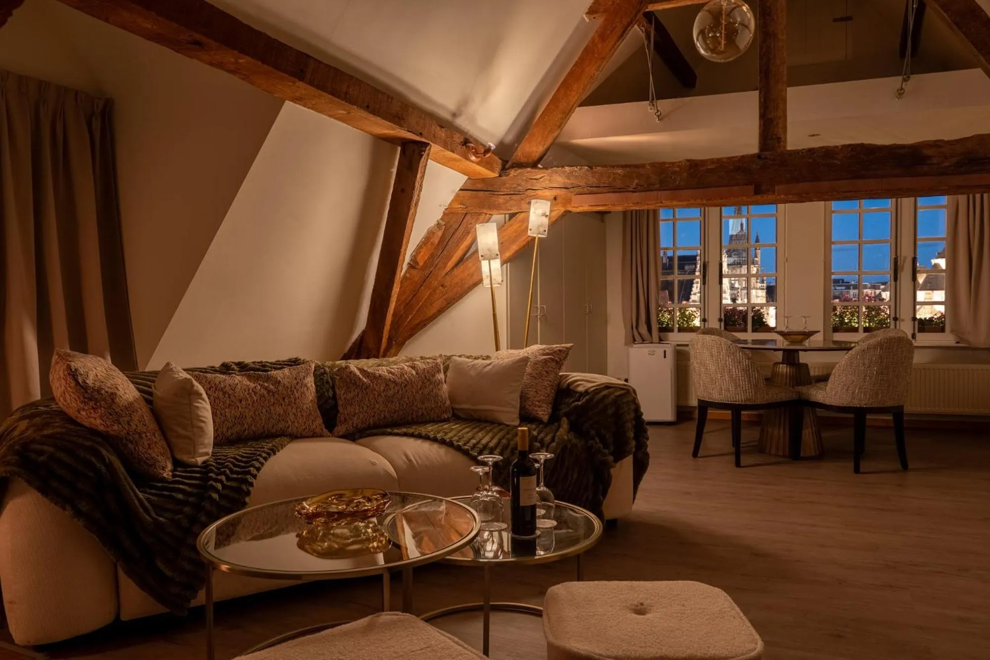 Living room in Rooms With A View