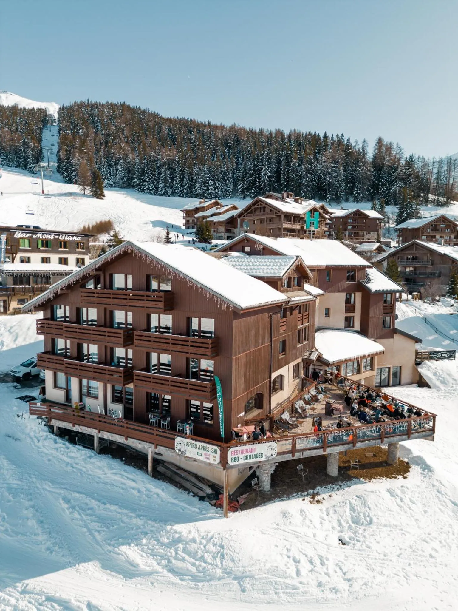 Hotel Emeraude