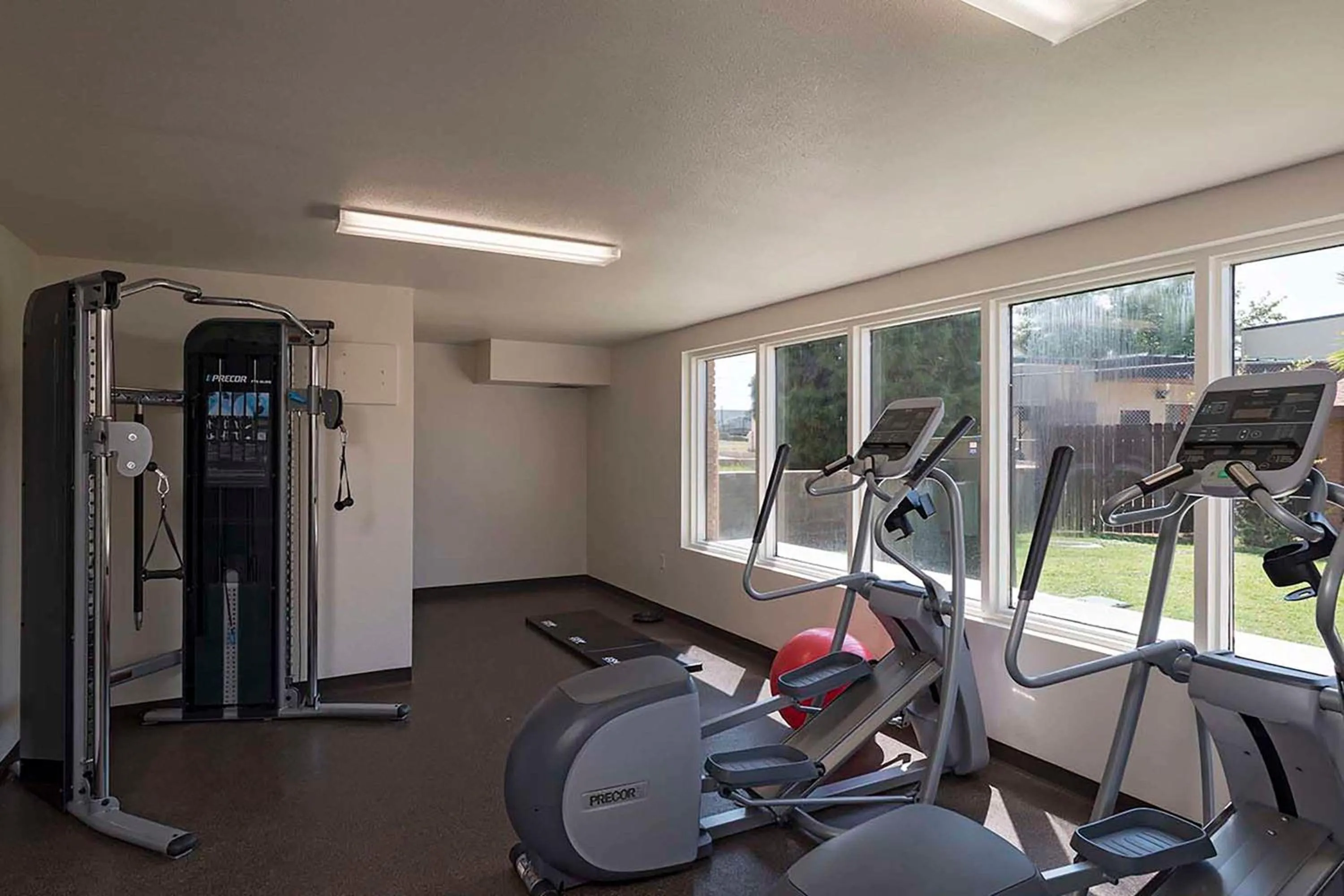 Fitness centre/facilities in Stevens Inn a Howard Johnson by Wyndham