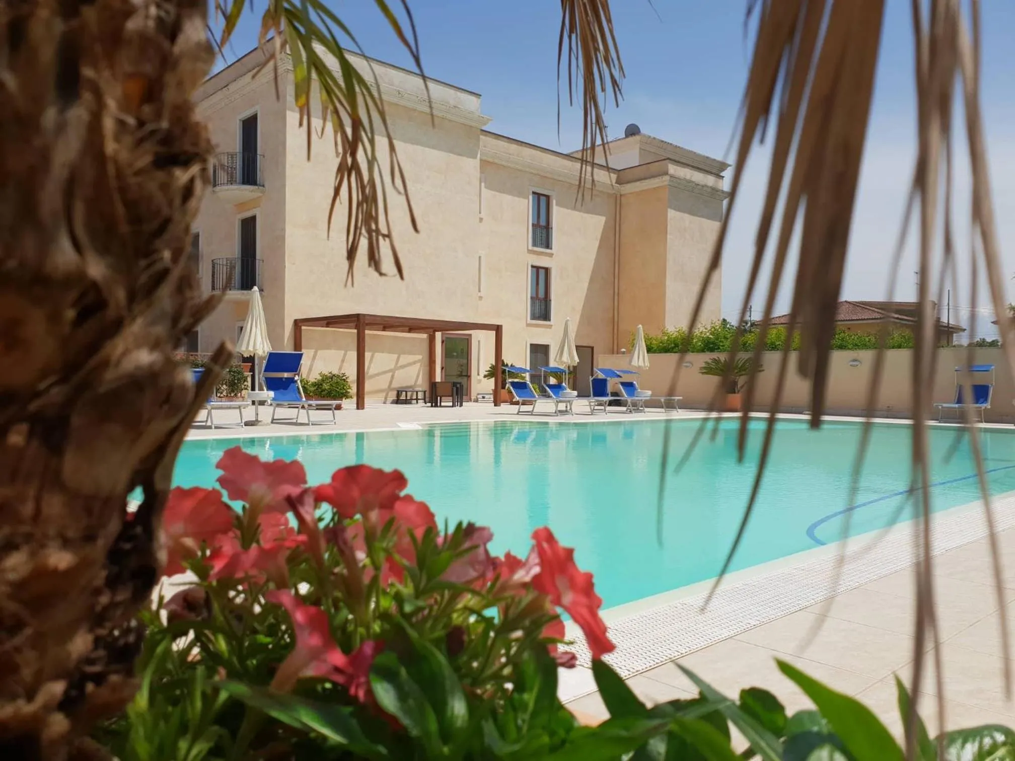 Swimming pool in Hotel Le Torri
