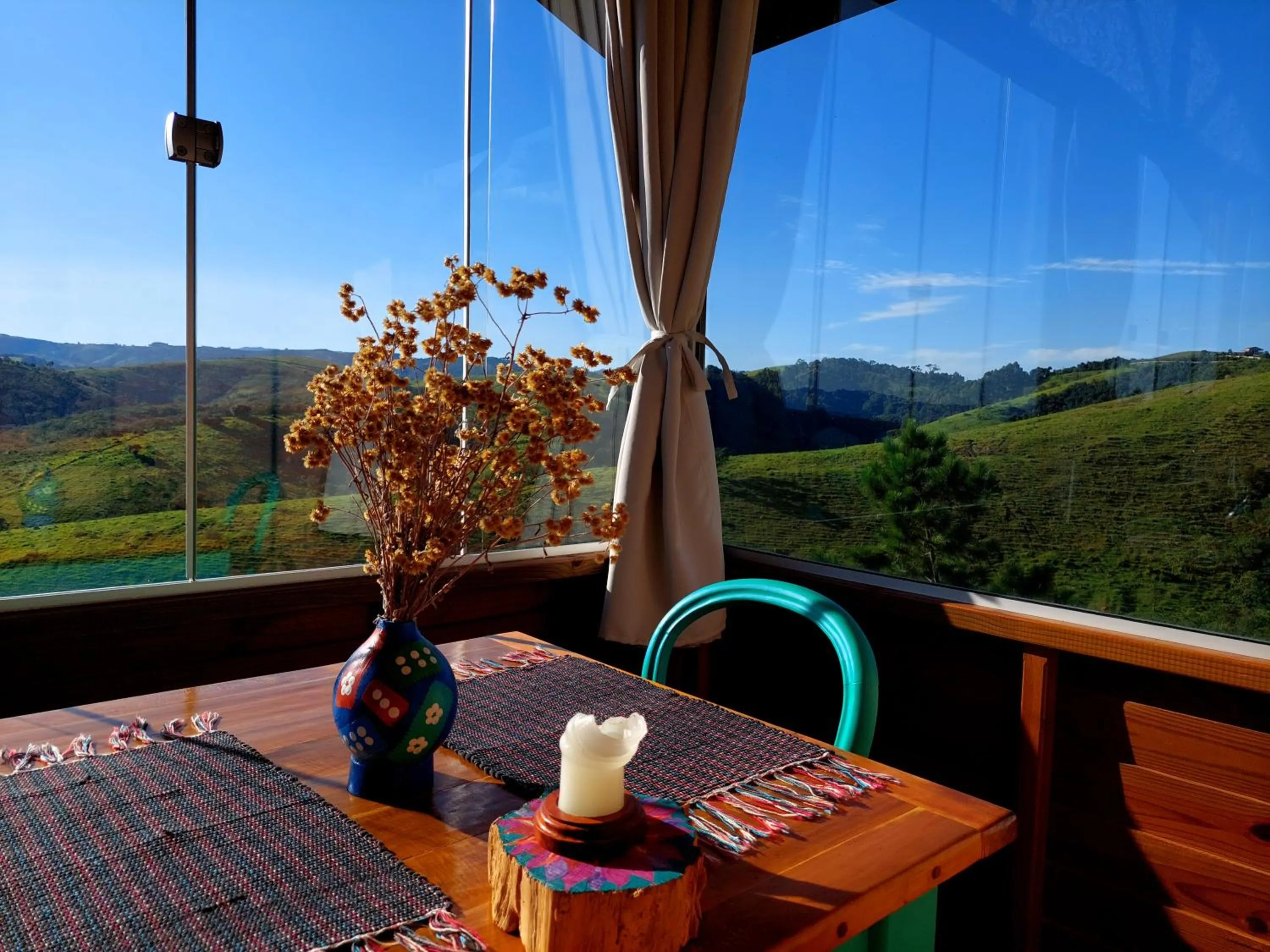 Dining area in Chalés Grande Vista - Refúgio da Alma