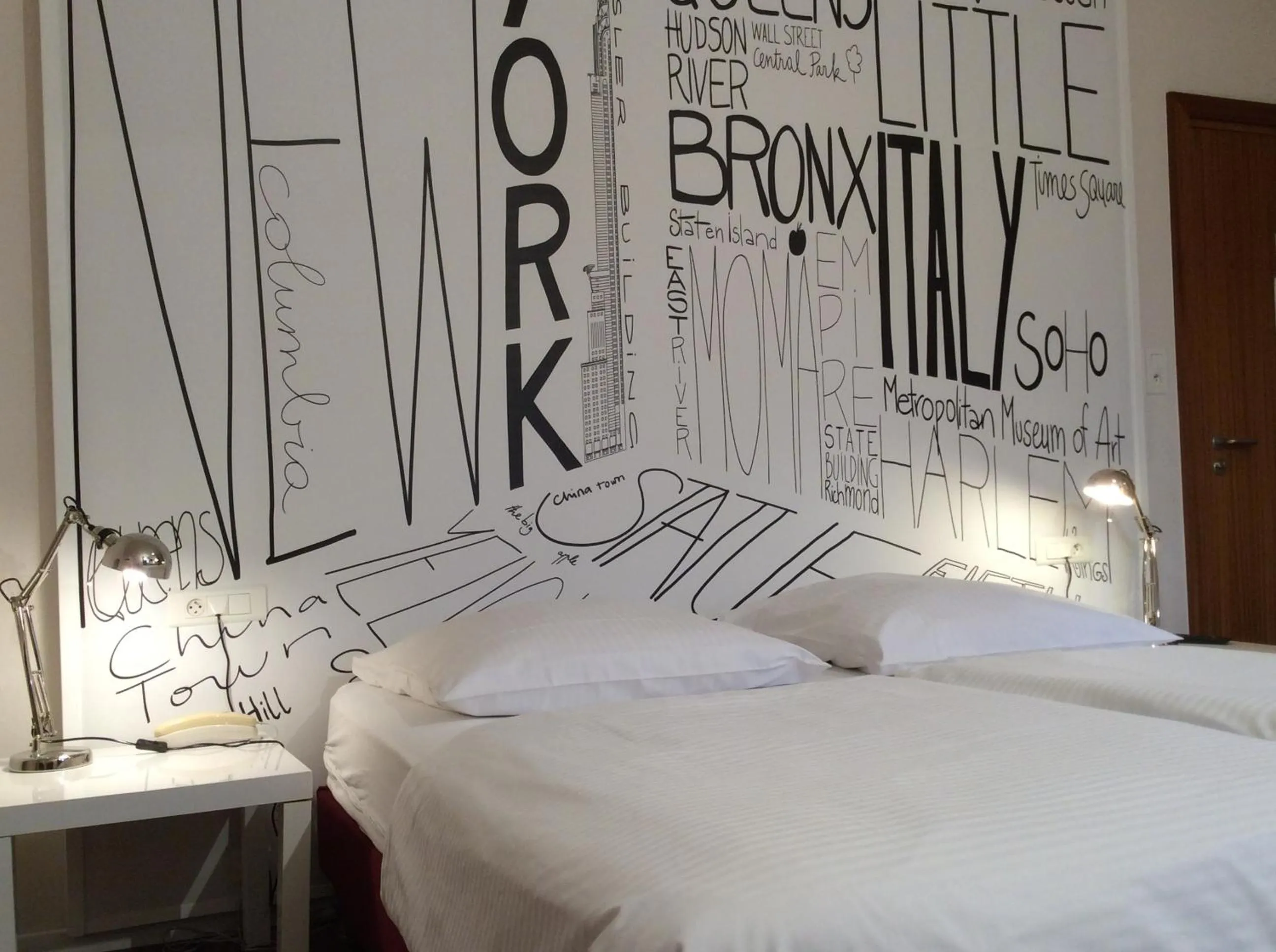 Other, Bed in Hôtel Des Bois