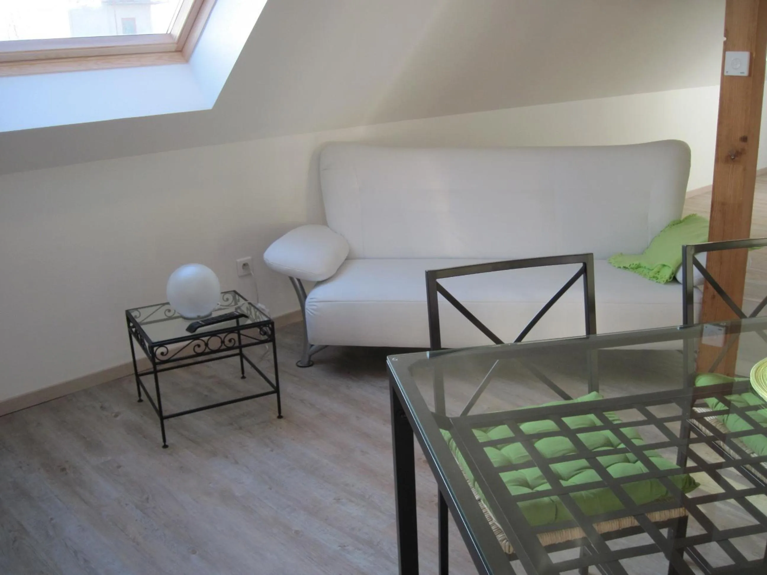 Seating area in Hôtel Des Bois