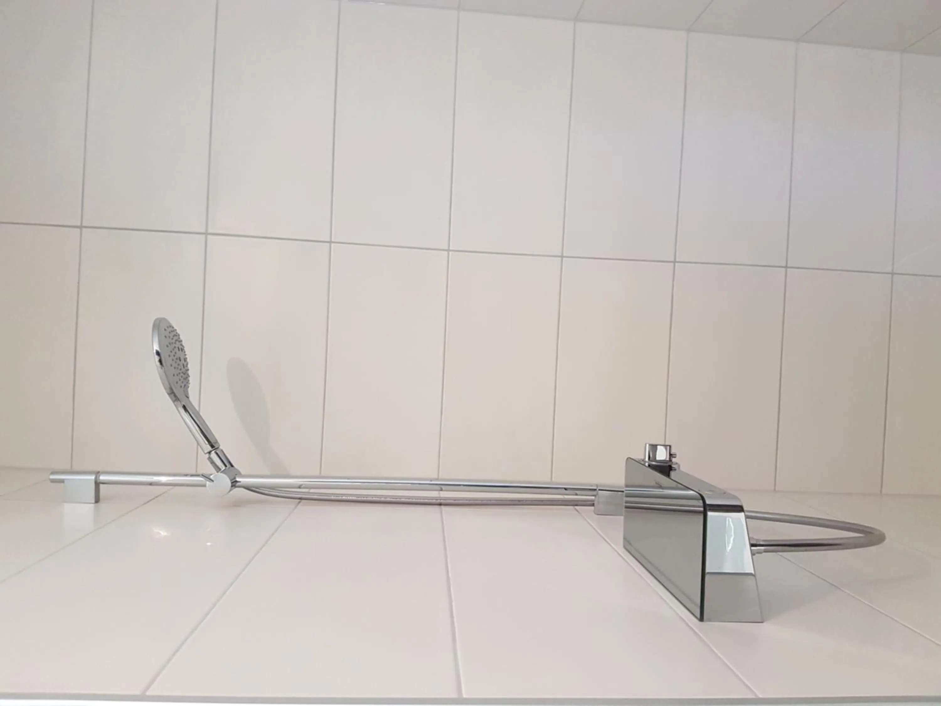 Shower in Hôtel Des Bois