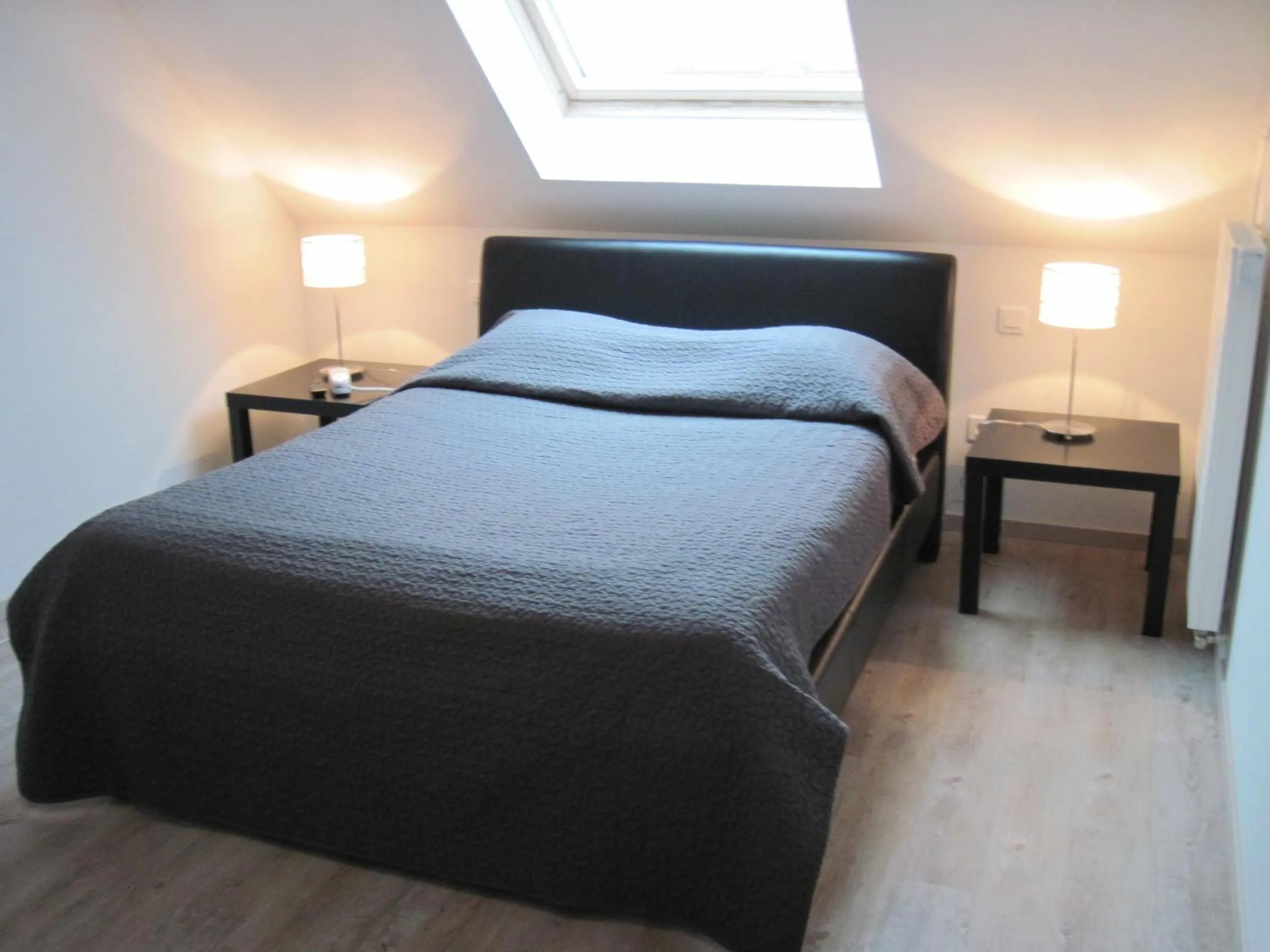 Photo of the whole room, Bed in Hôtel Des Bois