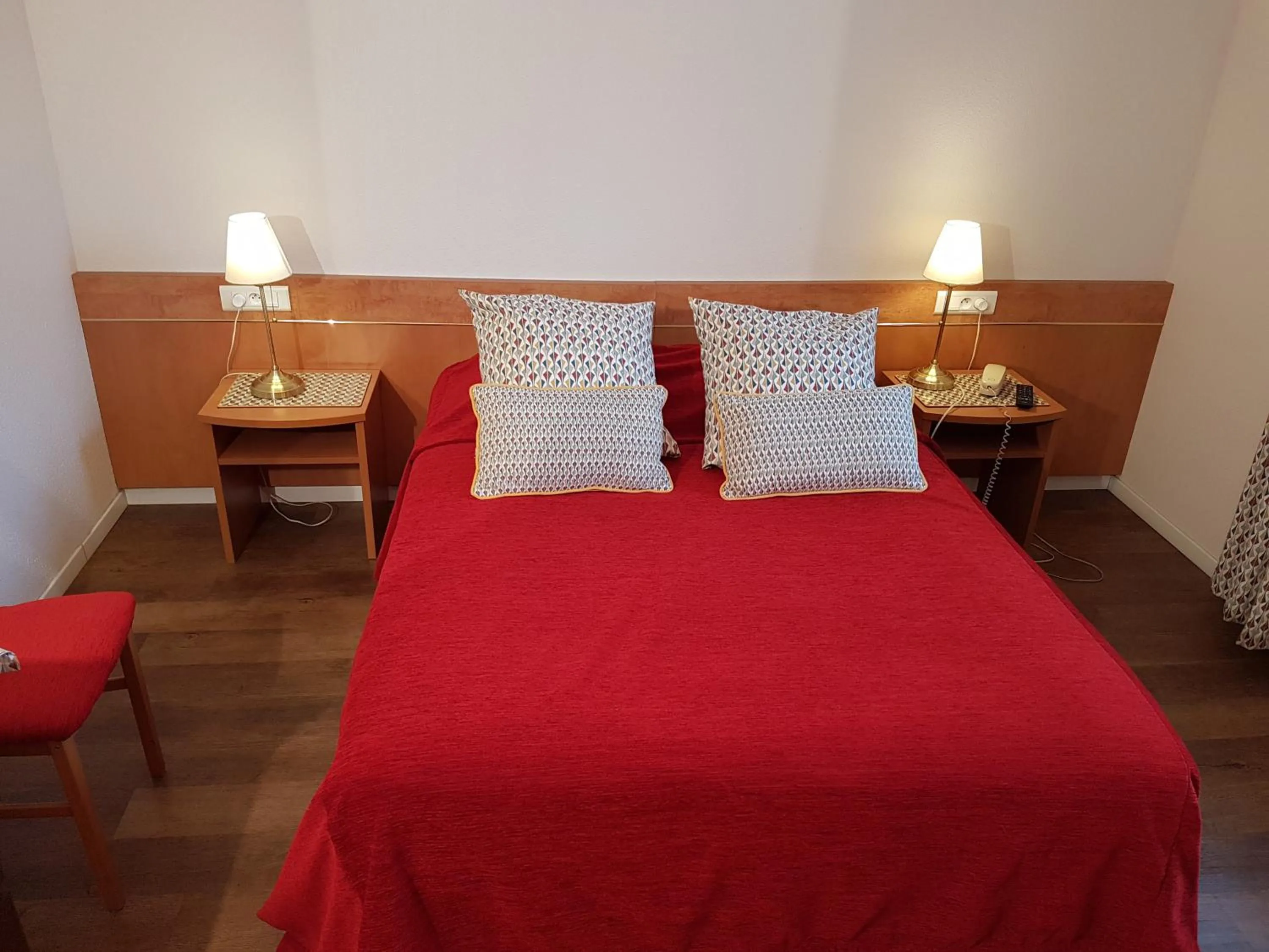 Bedroom, Bed in Hôtel Des Bois