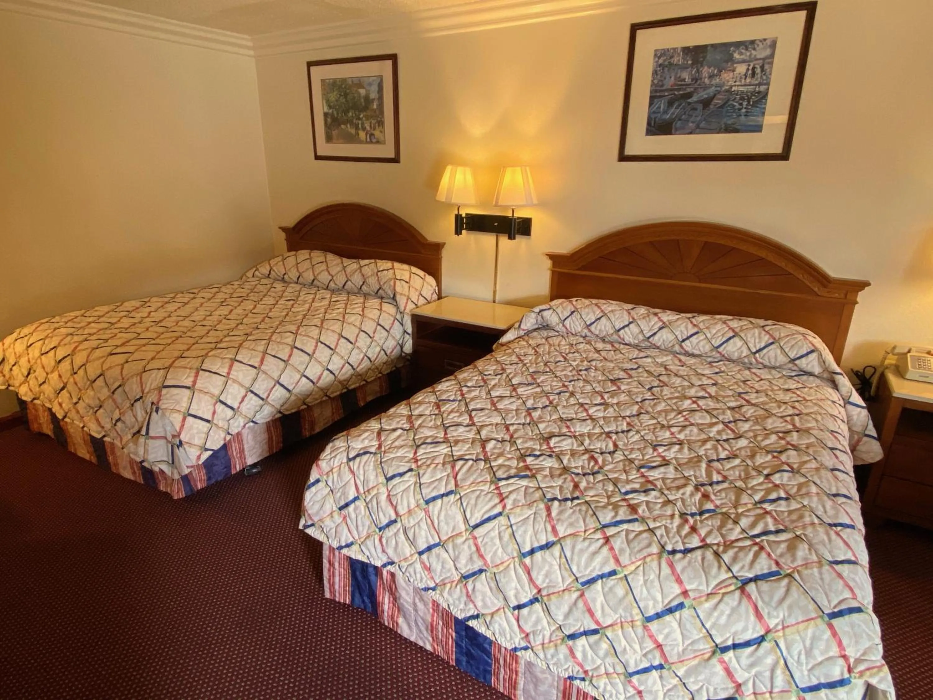 Bed in Best Inn Rosemead