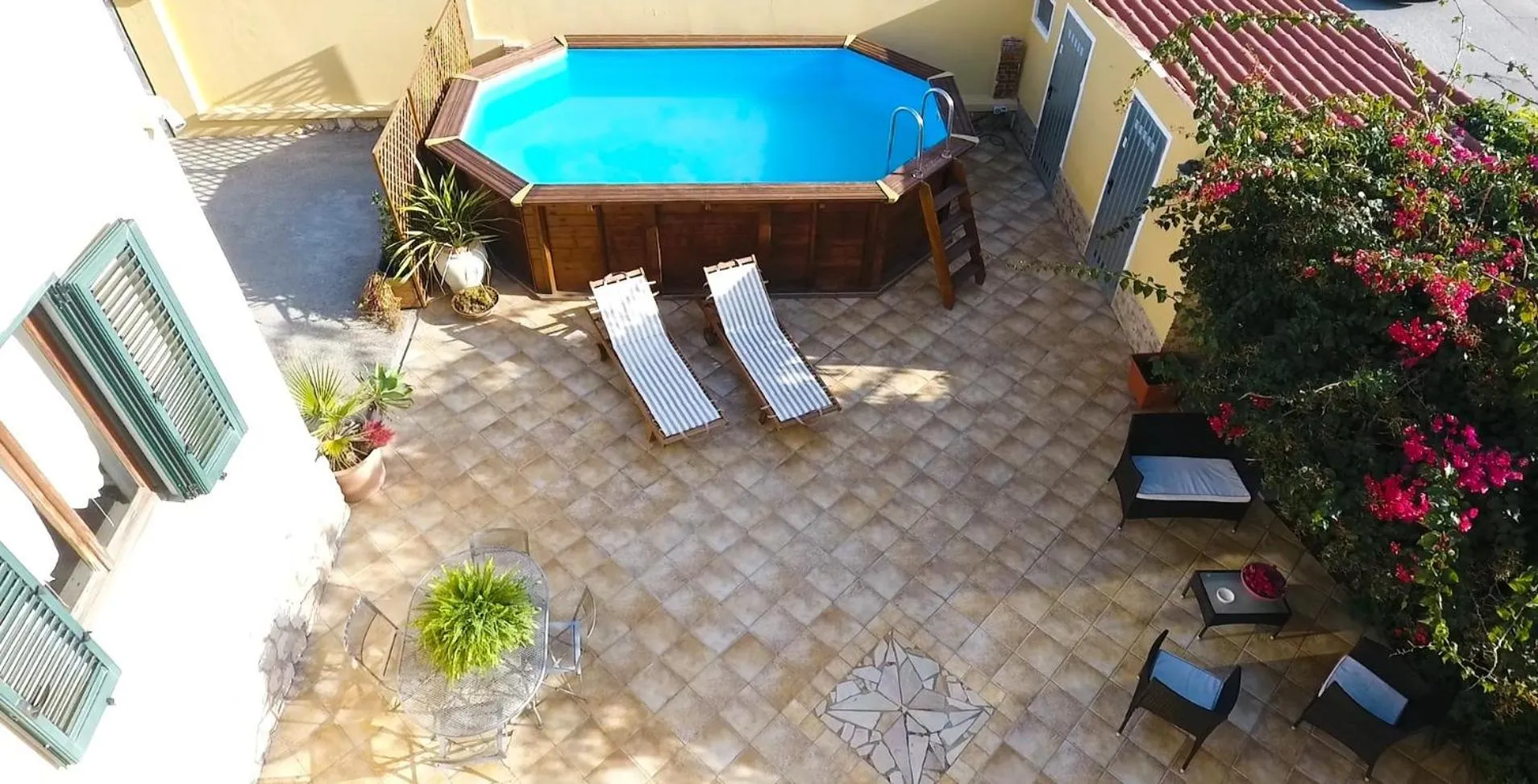 Swimming pool in B&B Del Viale