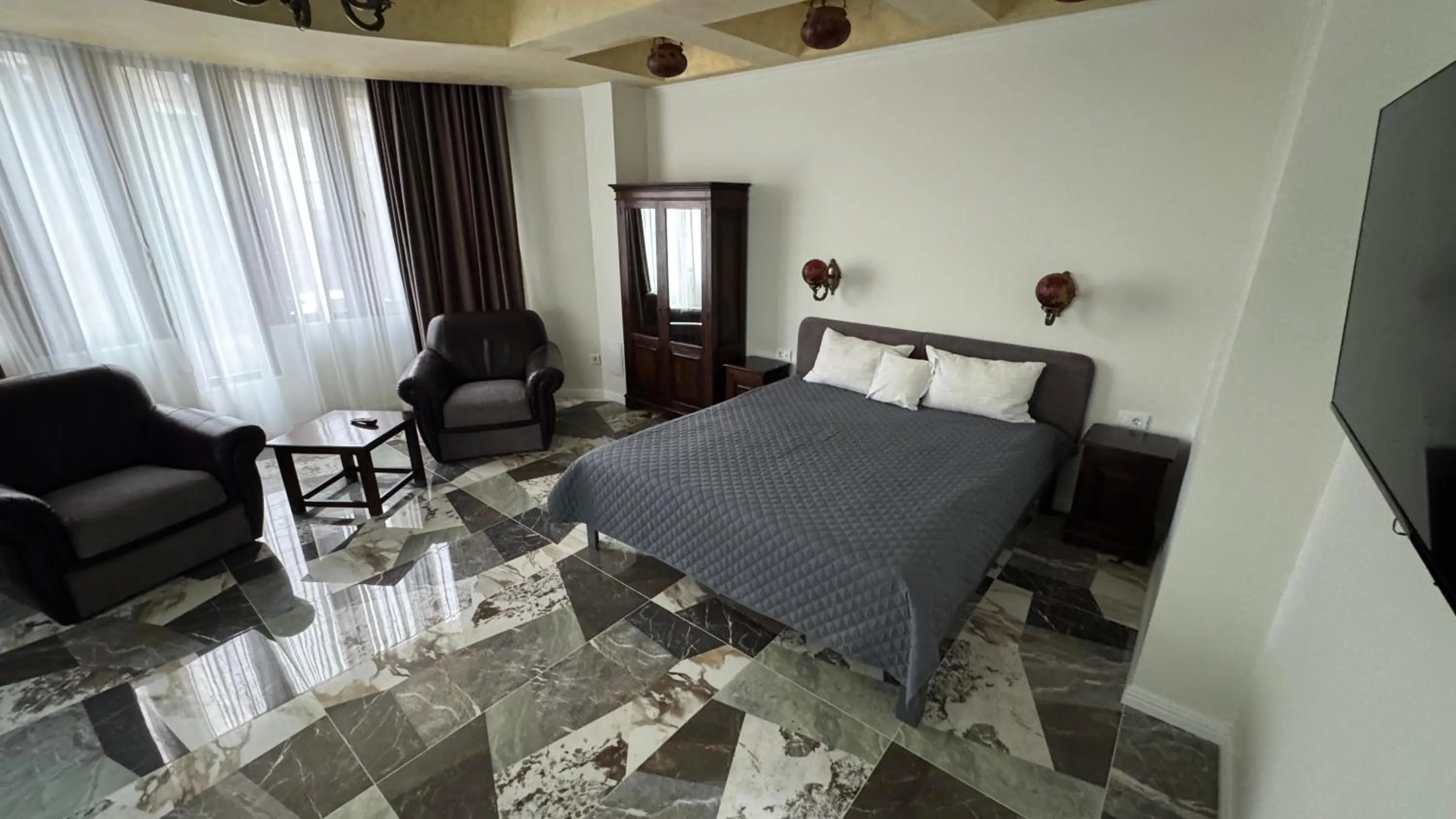 Bedroom, Bed in Hotel Majestic