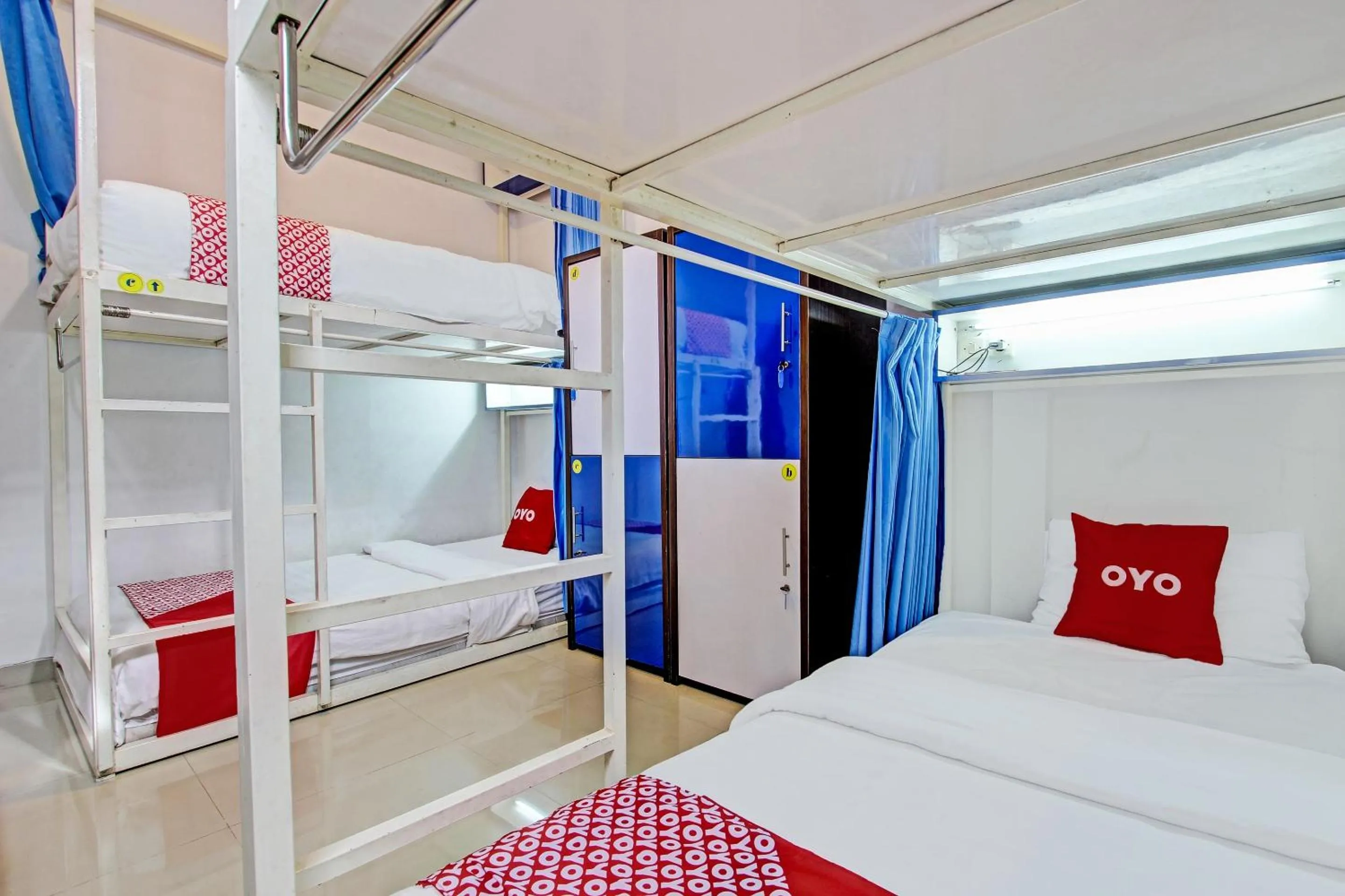 Bedroom in OYO 91952 Oase Hostel