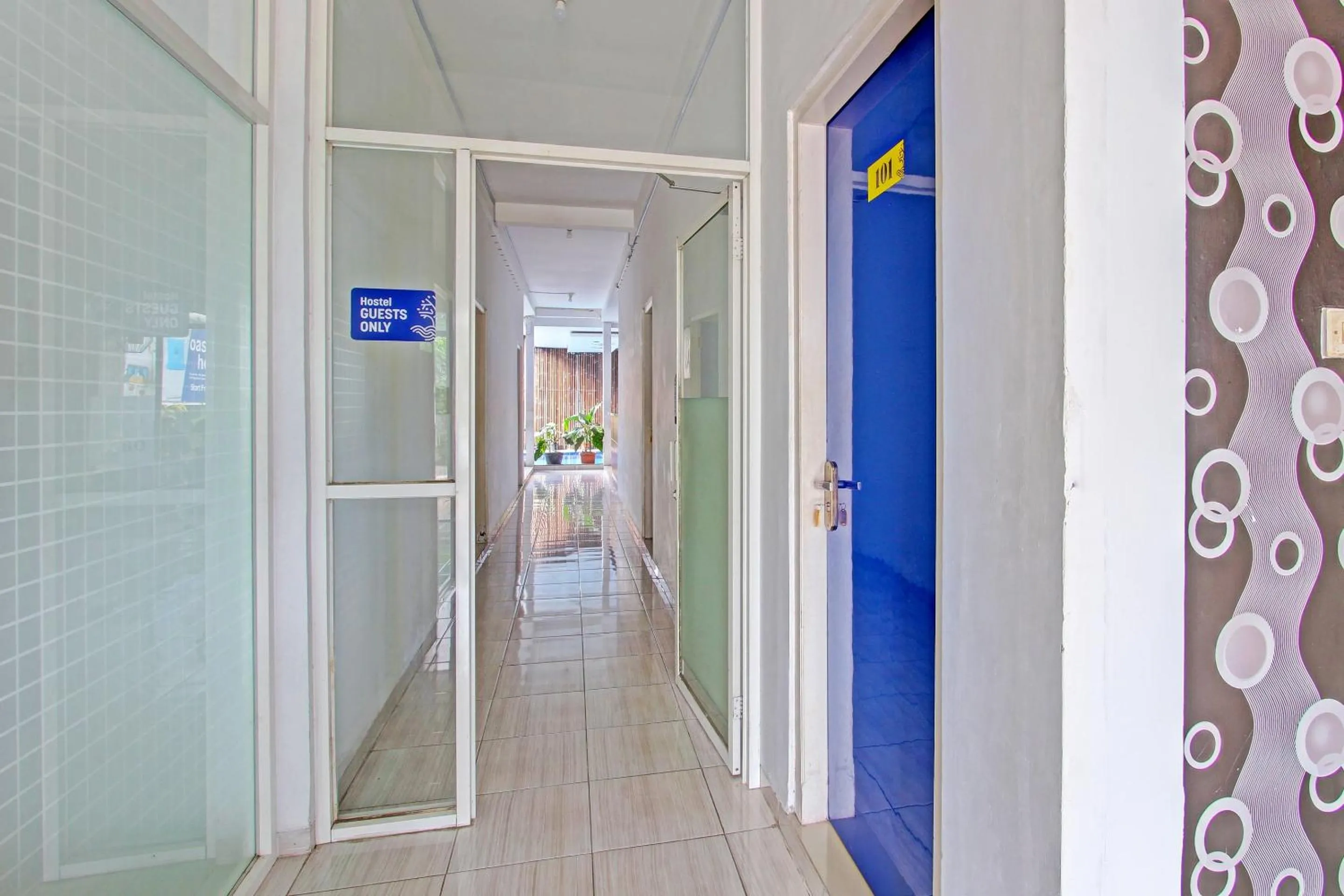 Lobby or reception in OYO 91952 Oase Hostel