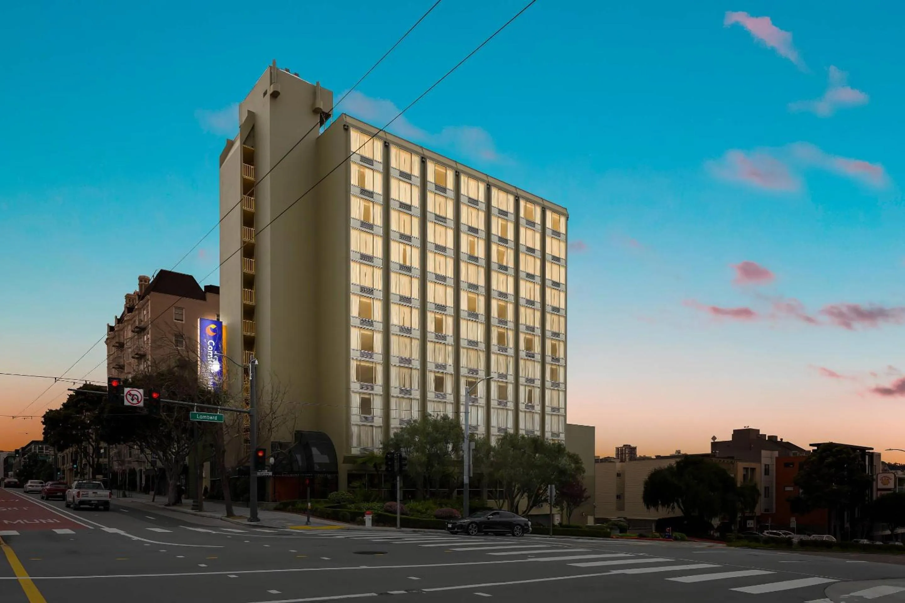 Property building in Comfort Inn By the Bay