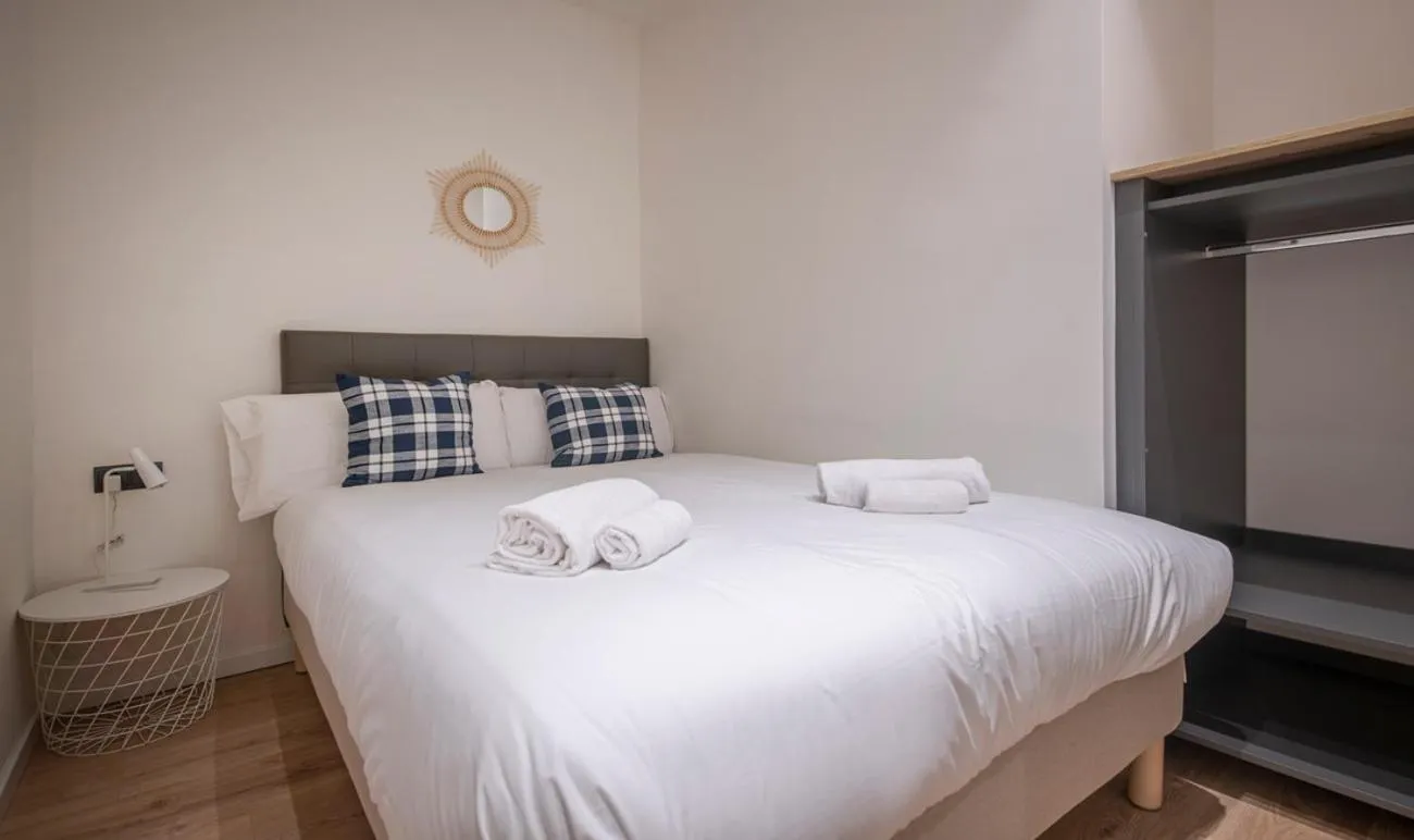 Bedroom, Bed in You Stylish City Center Apartments