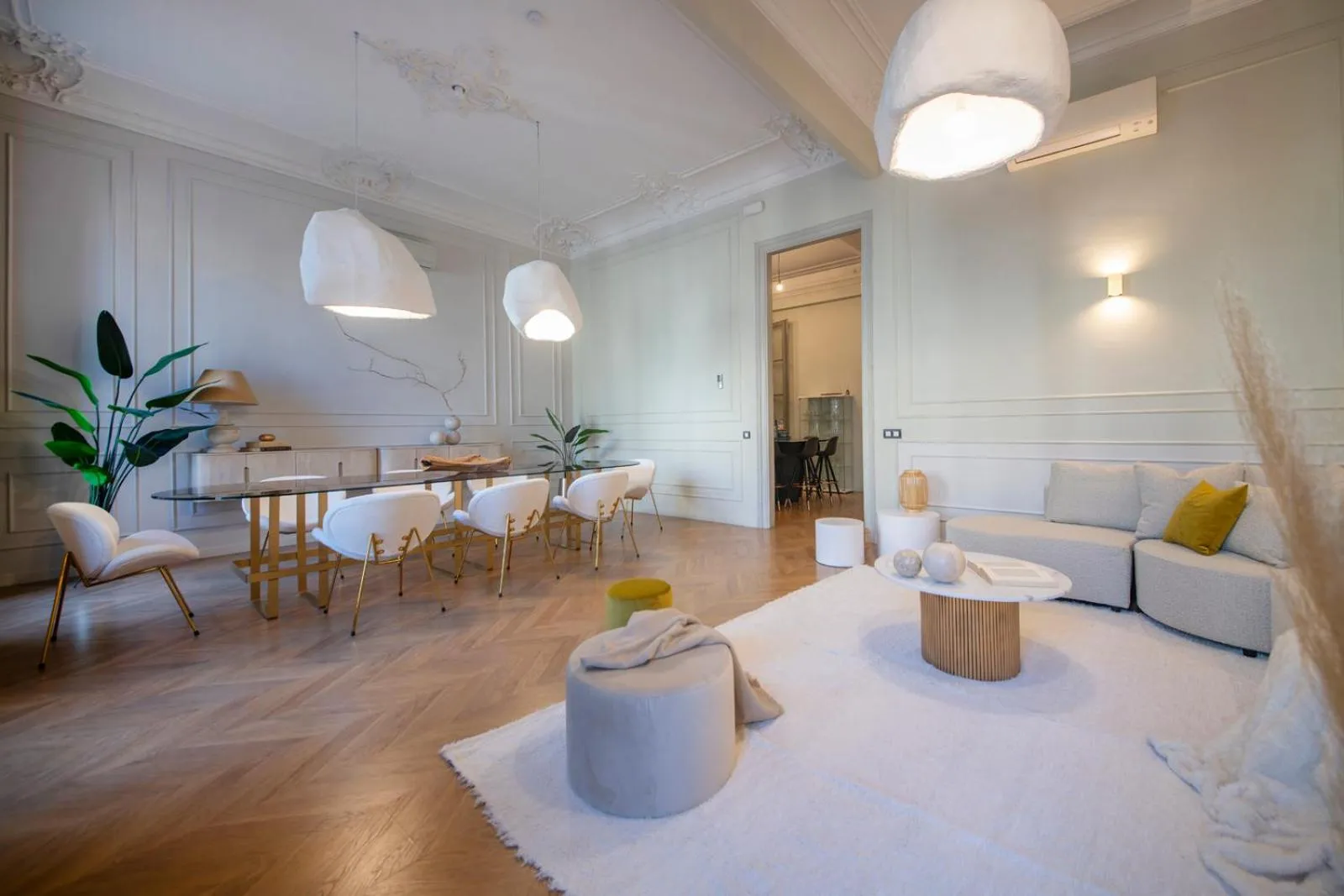 Living room in You Stylish City Center Apartments