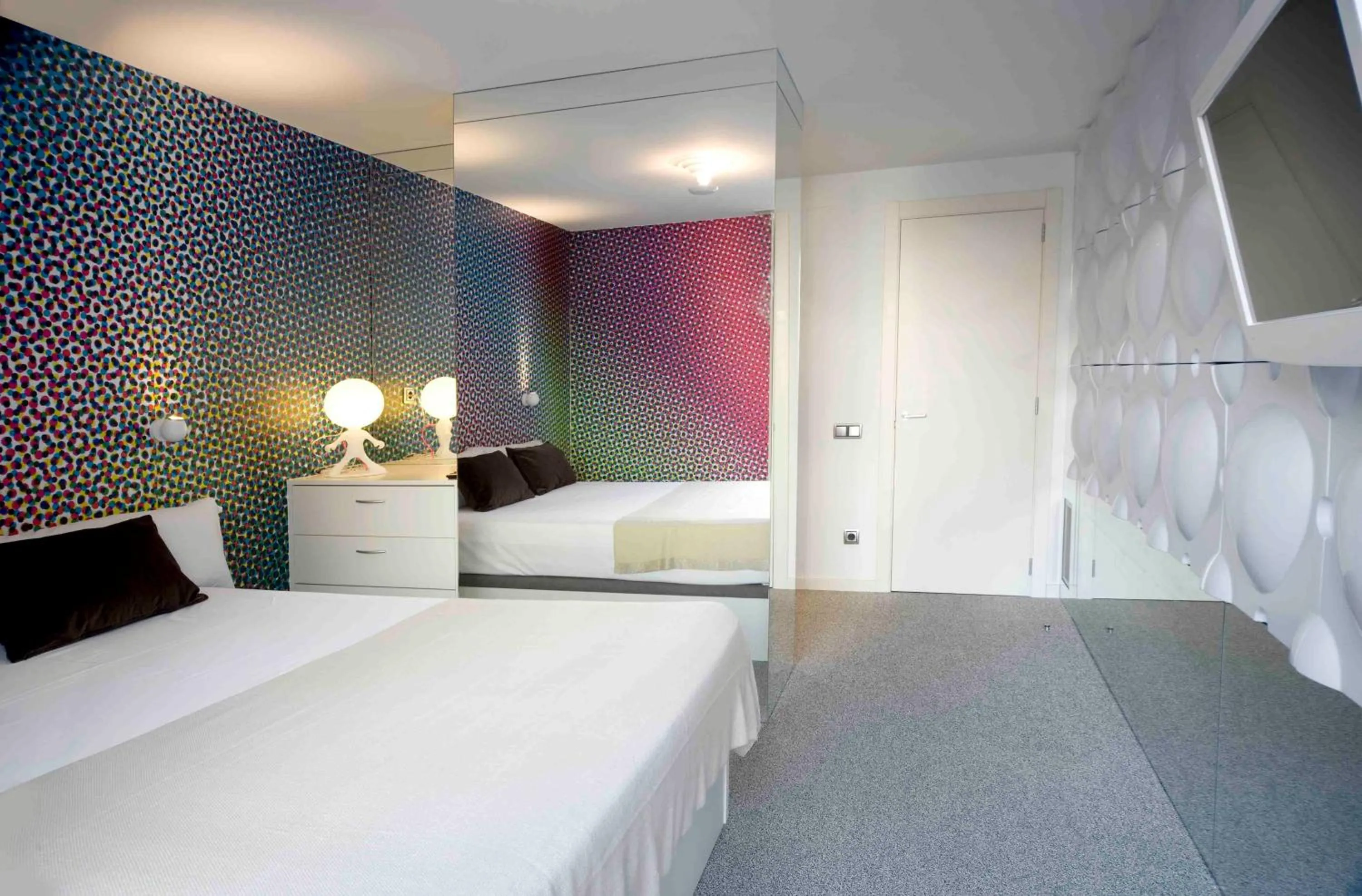 Bedroom, Bed in You Stylish City Center Apartments