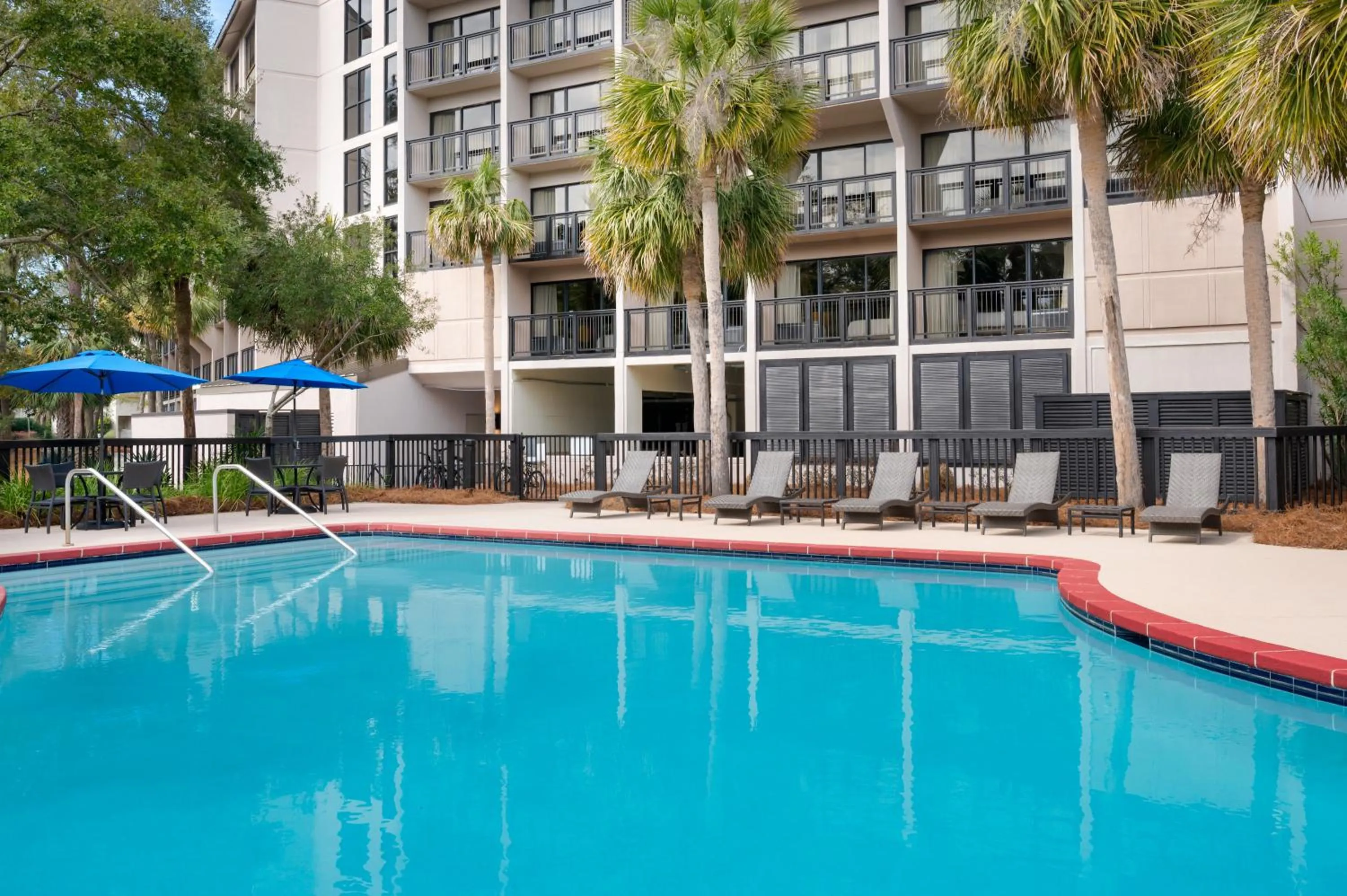 Property building in Holiday Inn Express Hilton Head Island by IHG