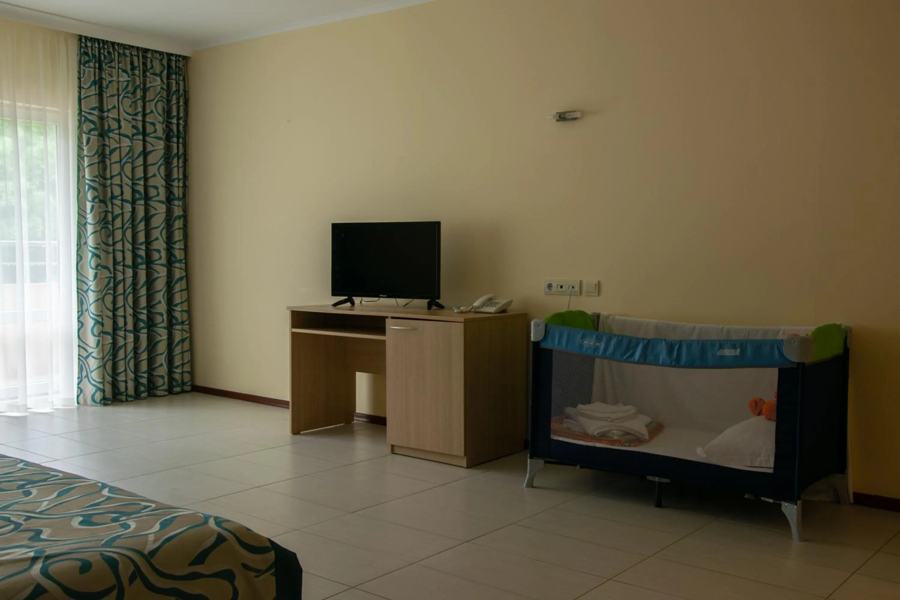 TV and multimedia, Bed in Park hotel Bellevue