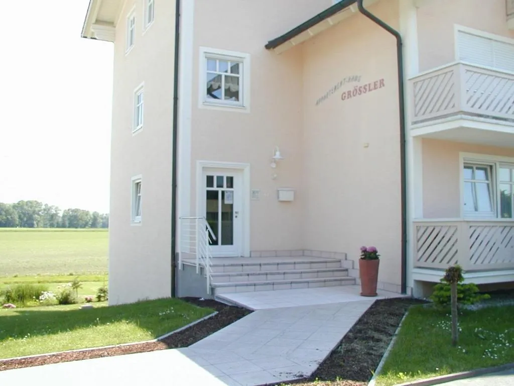 Facade/entrance in Kurhotel Würdinger Hof